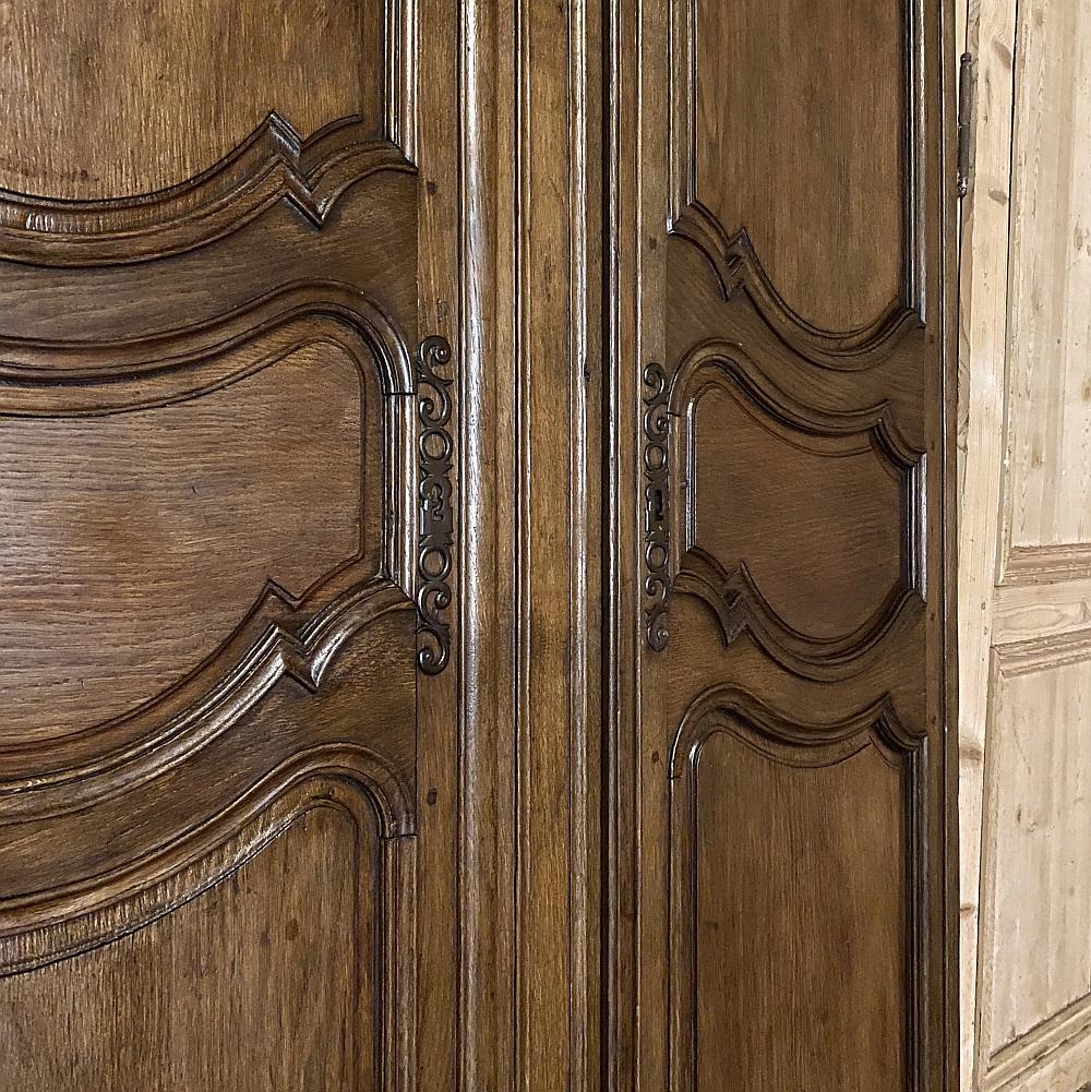Pair of Plaquards ~ Armoire or Cabinet Doors, 19th Century In Good Condition For Sale In Dallas, TX