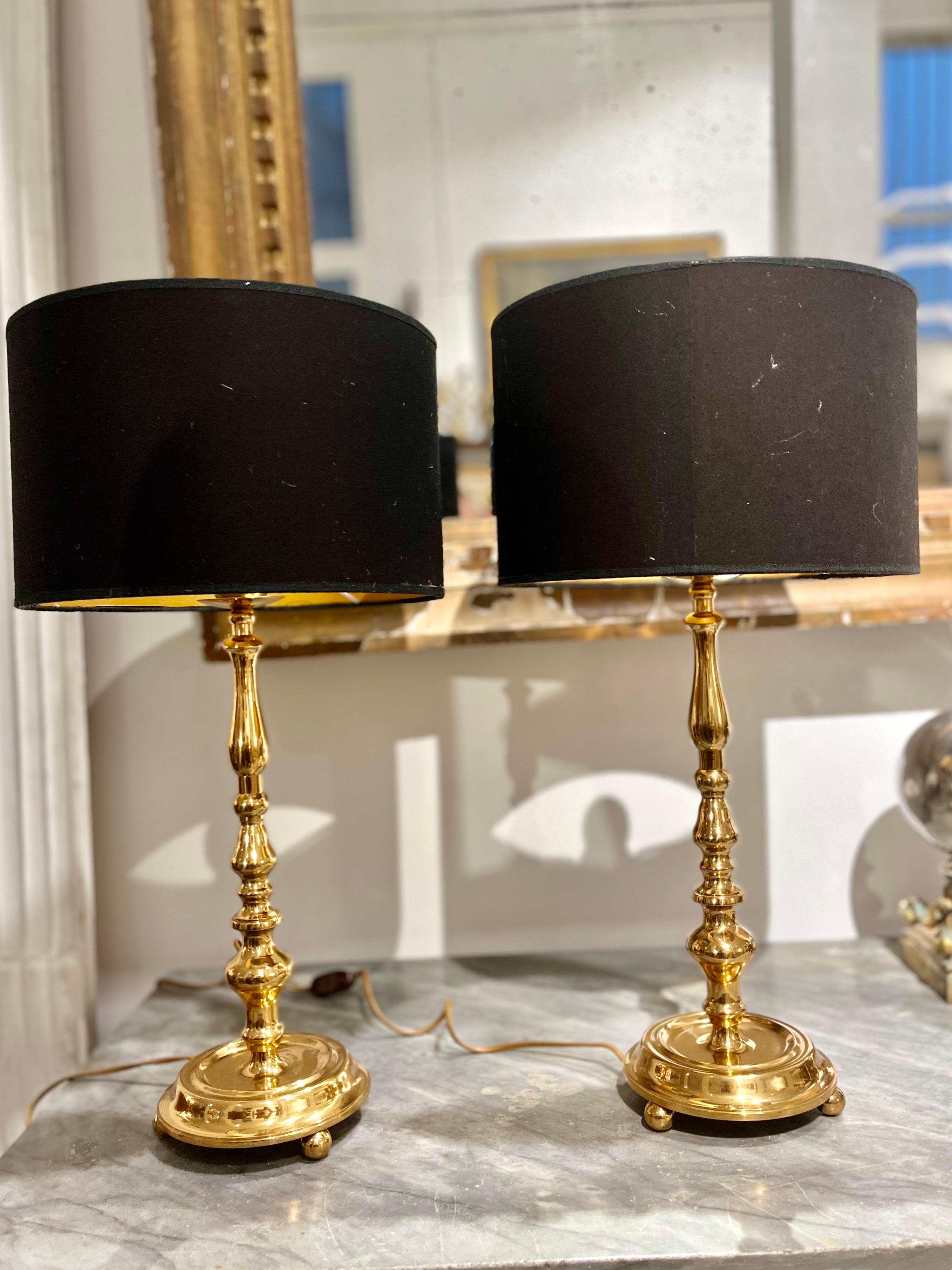Pair Polished Vintage Mid Century Brass Table Lamps For Sale 4