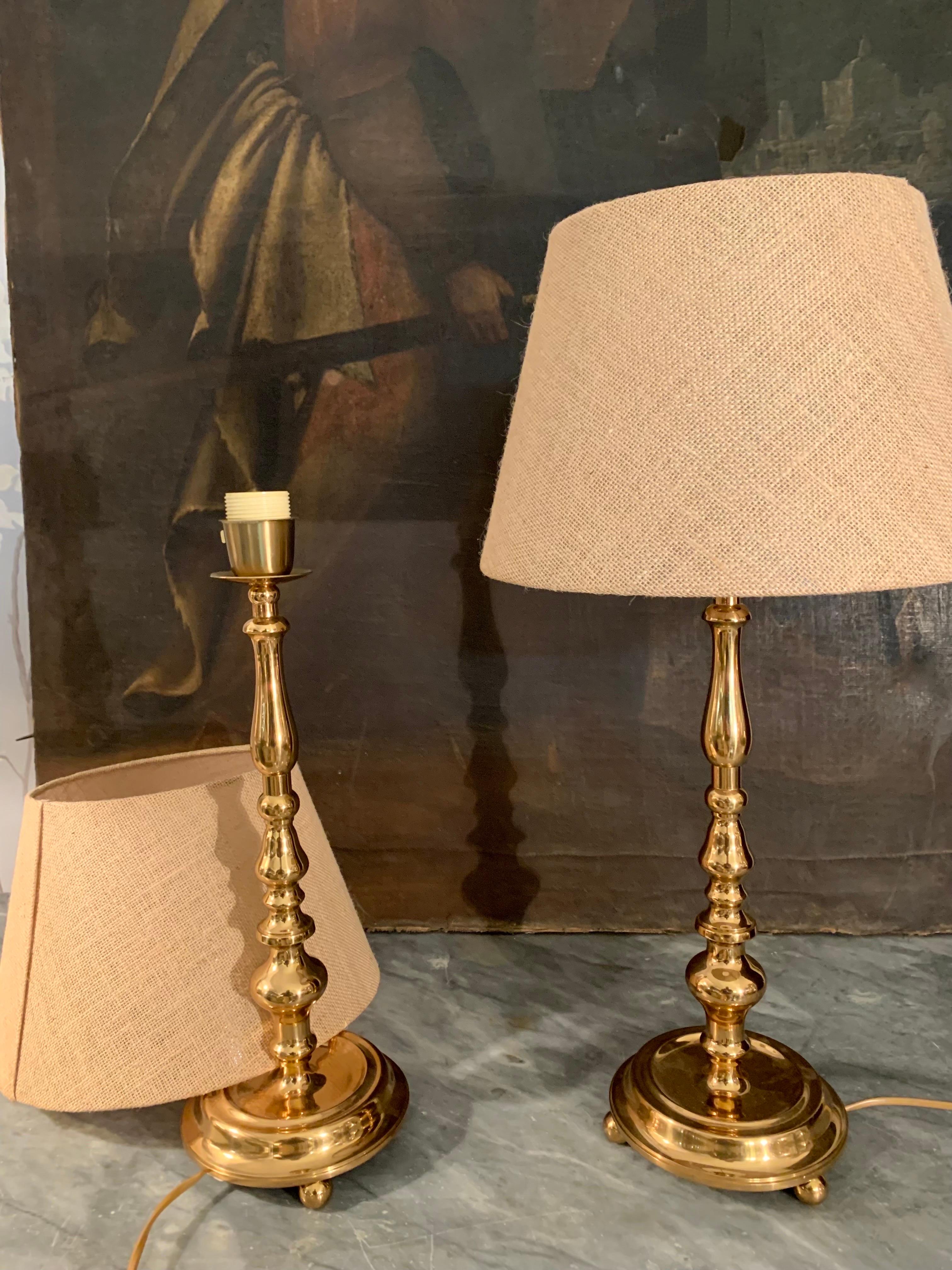 Pair Polished Vintage Midcentury Brass Table Lamps For Sale 9