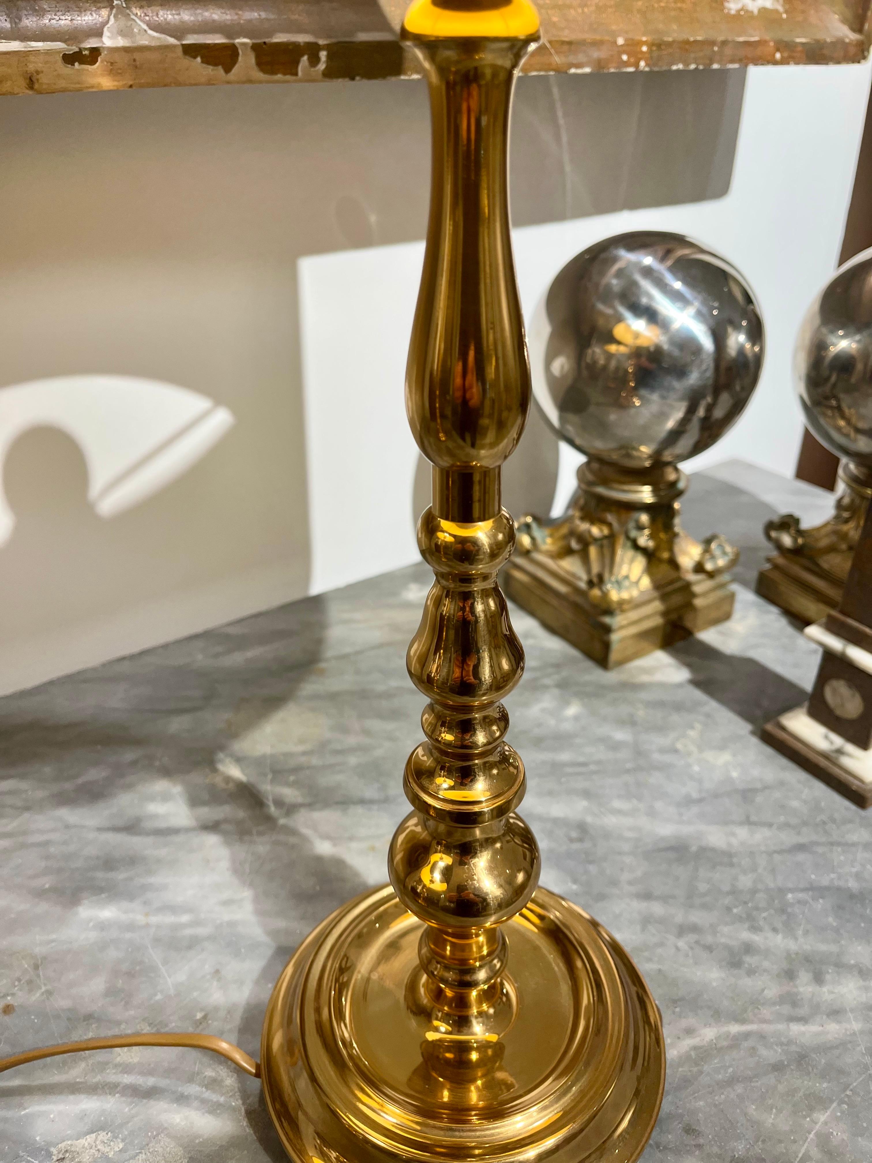 Renaissance Revival Pair Polished Vintage Mid Century Brass Table Lamps For Sale