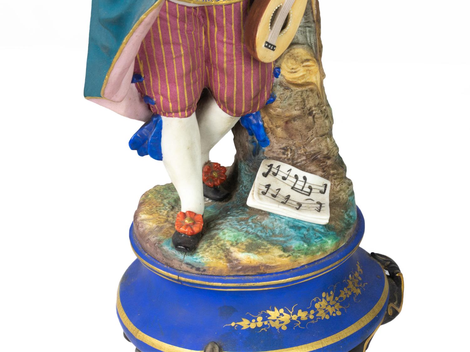 Pareja de Figuras de Porcelana Guitarrista y Cantante, Siglo XIX, Francia en venta 8