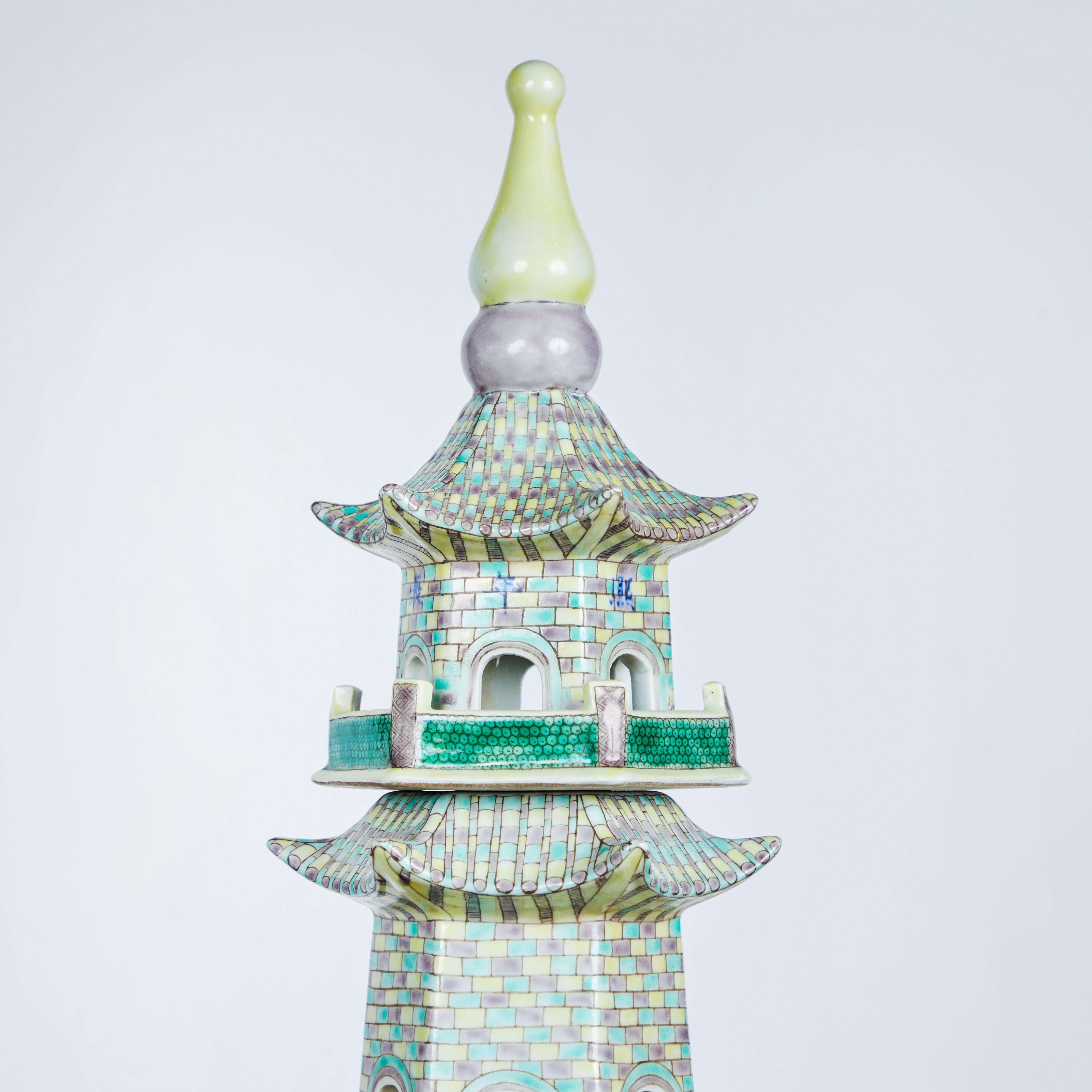 Hand-Painted Pair Porcelain Pagodas For Sale
