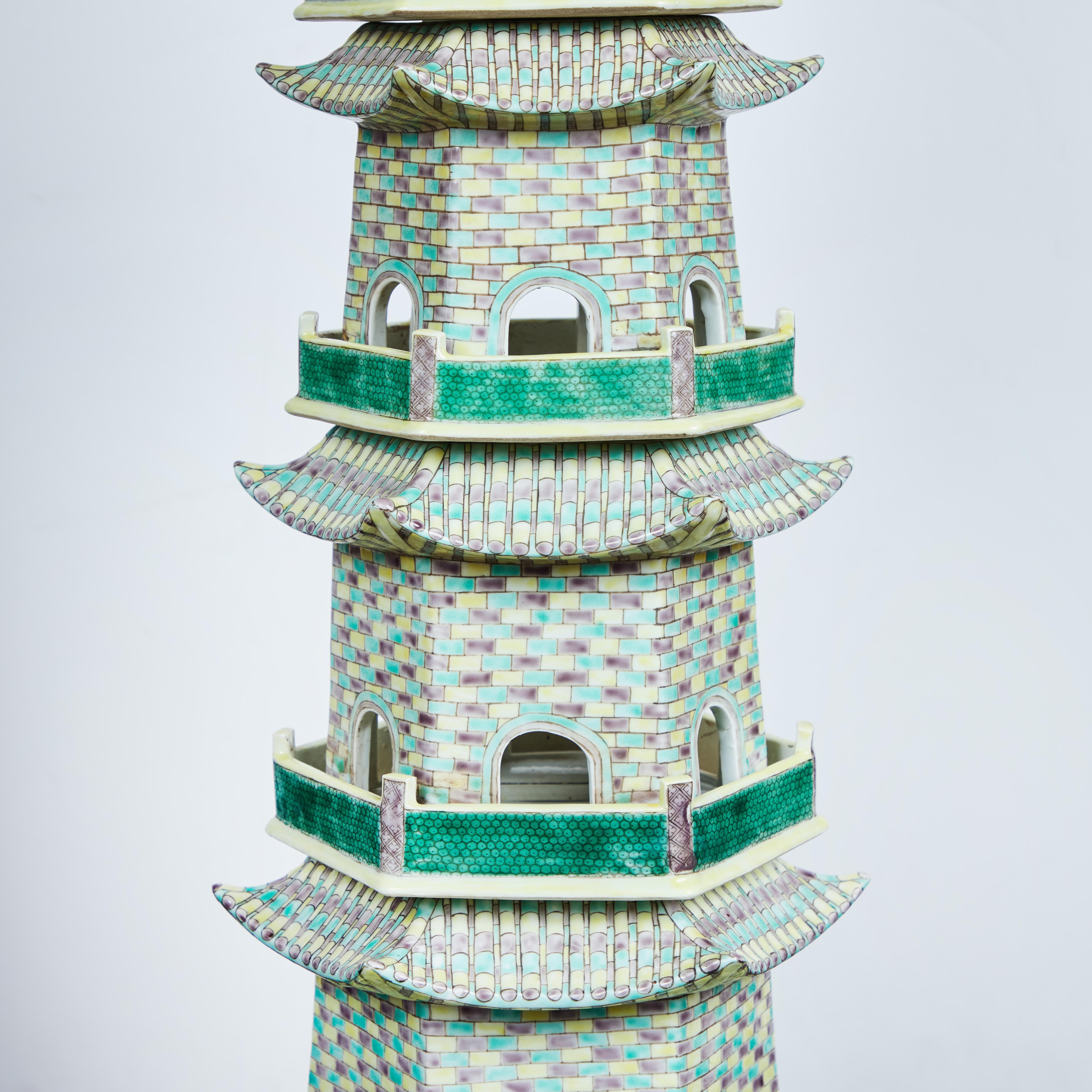 Early 20th Century Pair Porcelain Pagodas For Sale