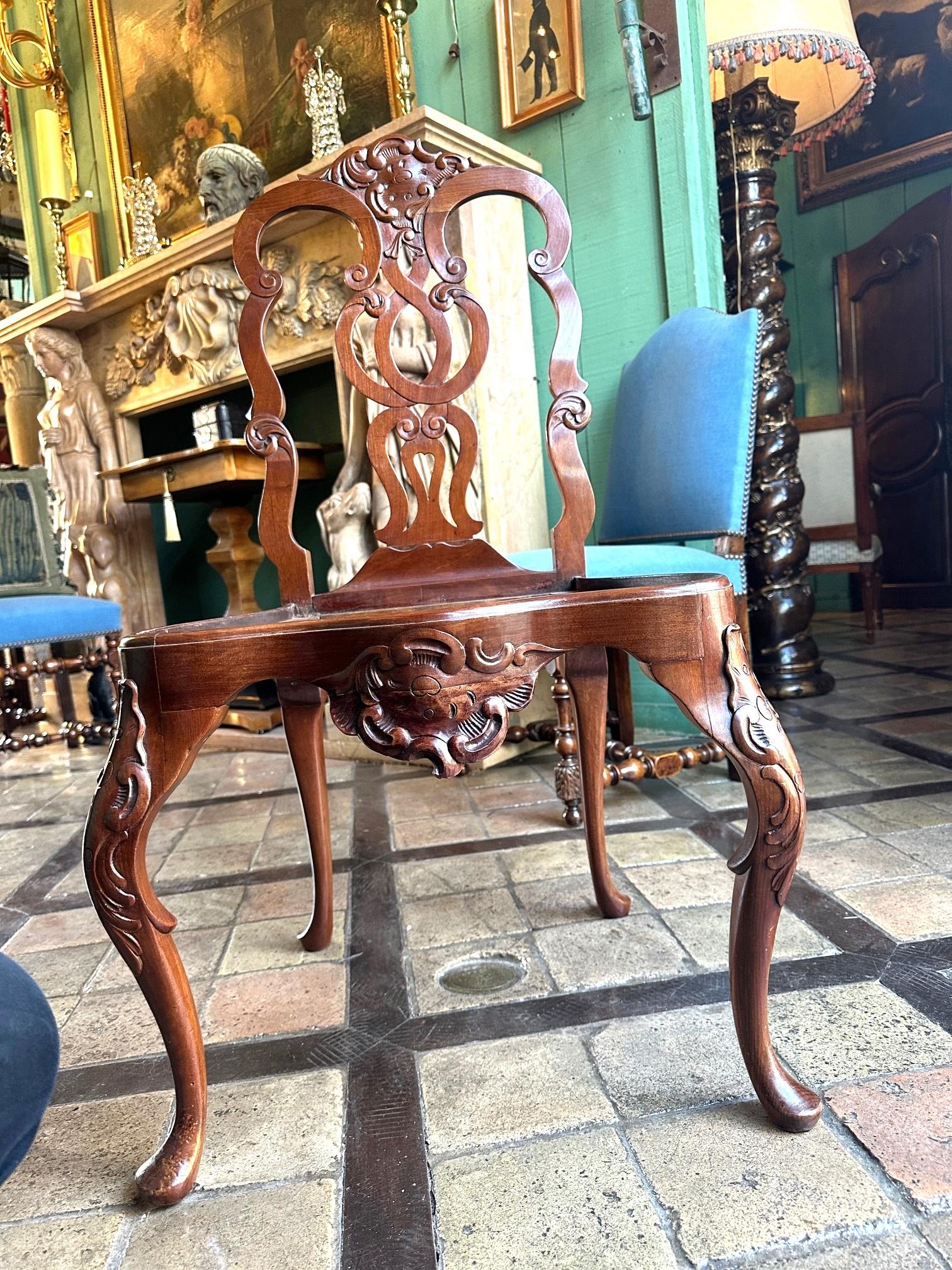 Pair Portuguese Rococo Jacaranda Hand carved Wood Dining Side Chairs Antique LA For Sale 5