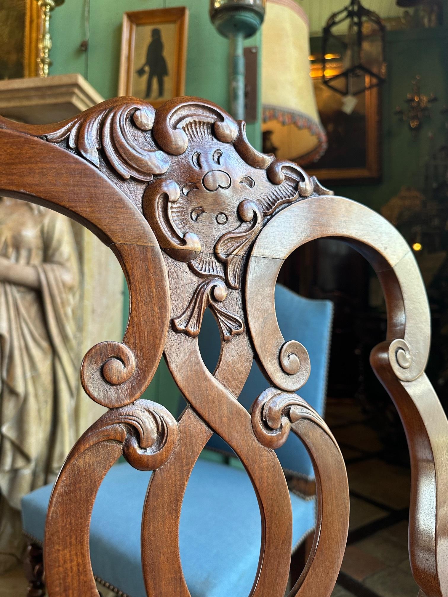 Pair Portuguese Rococo Jacaranda Hand carved Wood Dining Side Chairs Antique LA For Sale 1