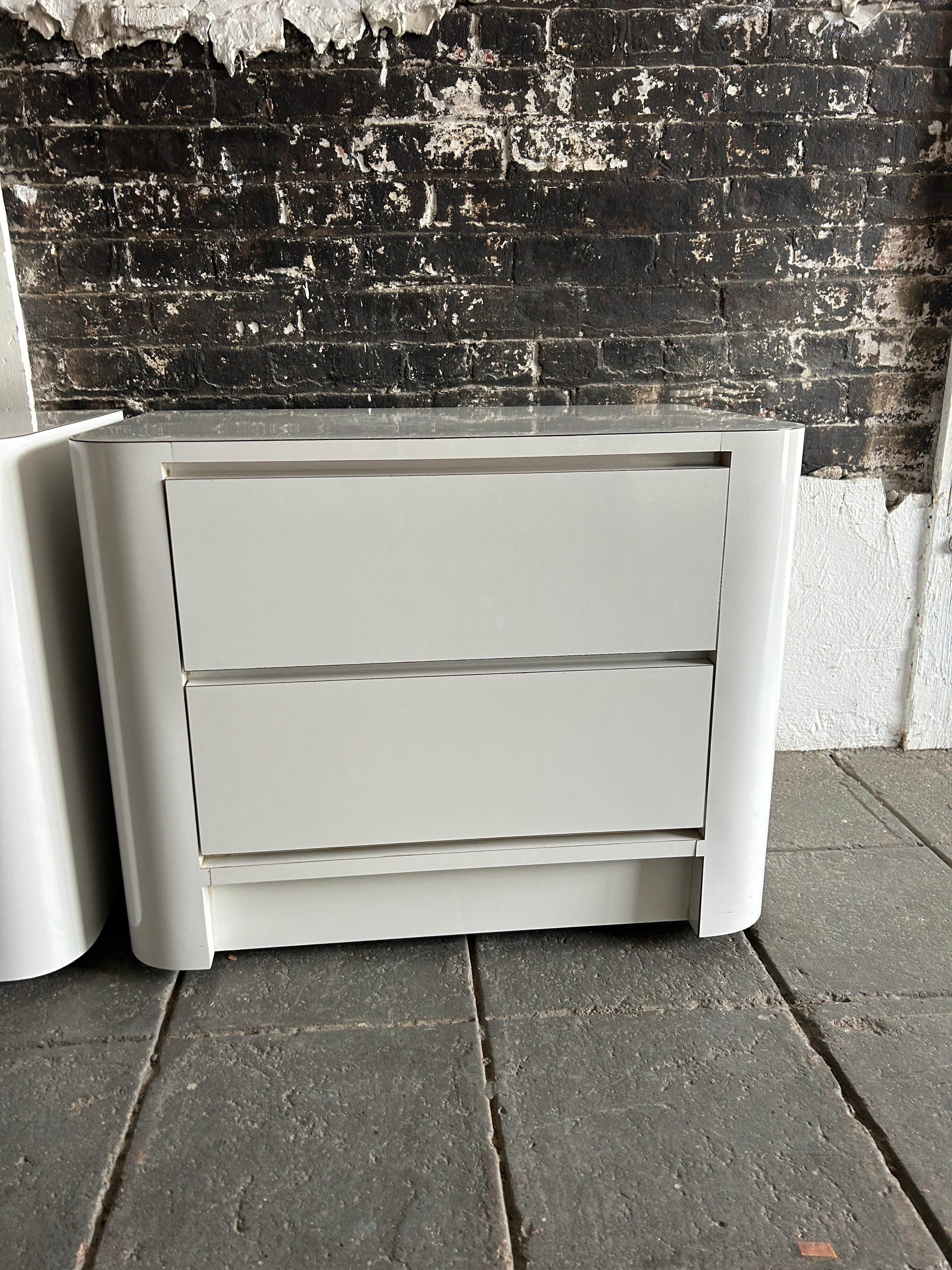Late 20th Century Pair Post Modern gloss white laminate 2 Drawer curved nightstands  For Sale