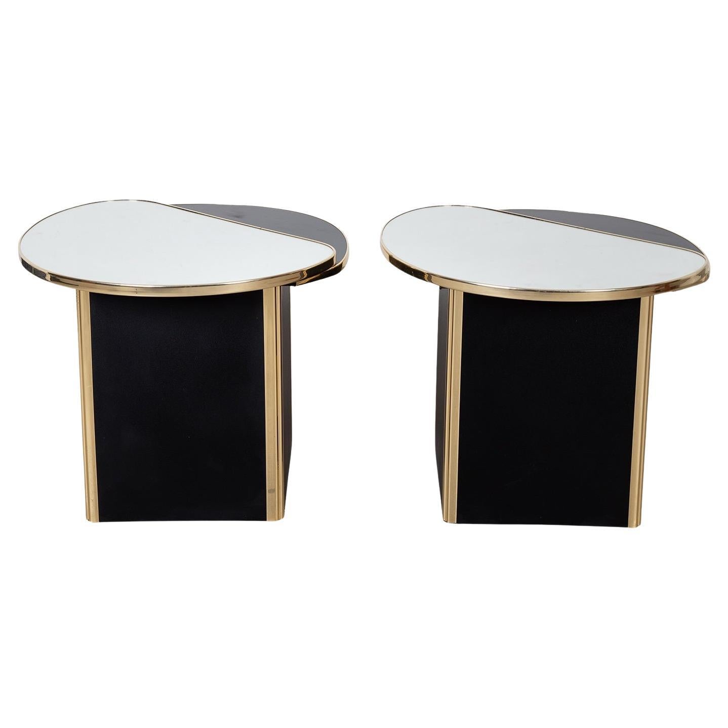 Paar Postmodern End Beistelltische Spiegel Top Schwarz Pedestal Basis