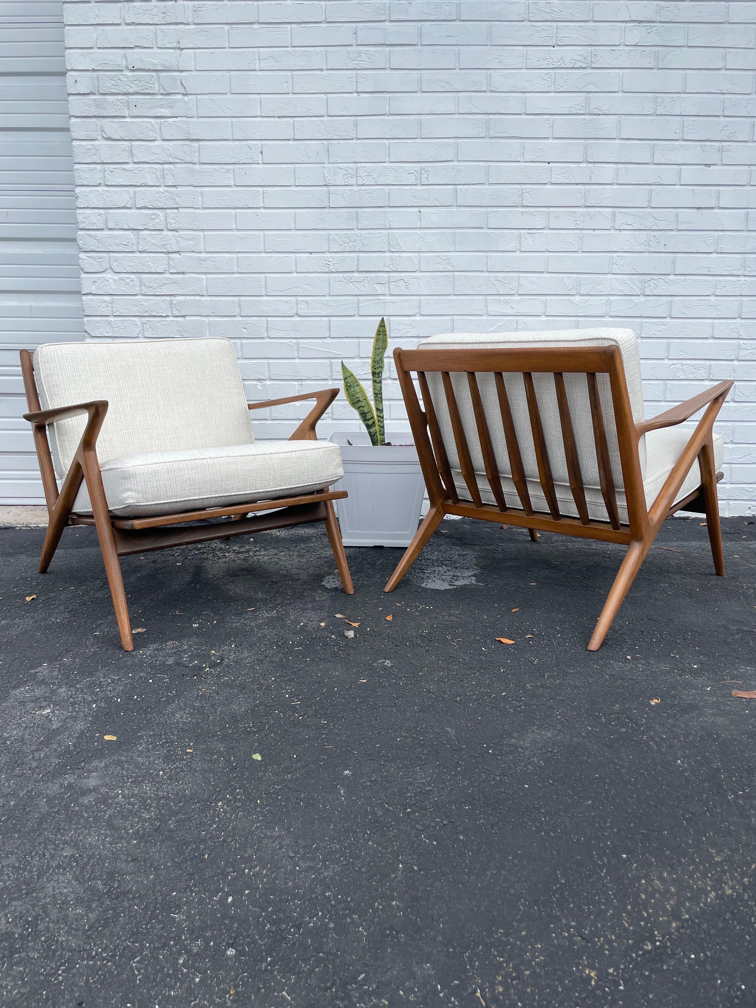 Pair of “Z” Chairs by Poul Jensen for Selig. New cushions. Walnut frame.