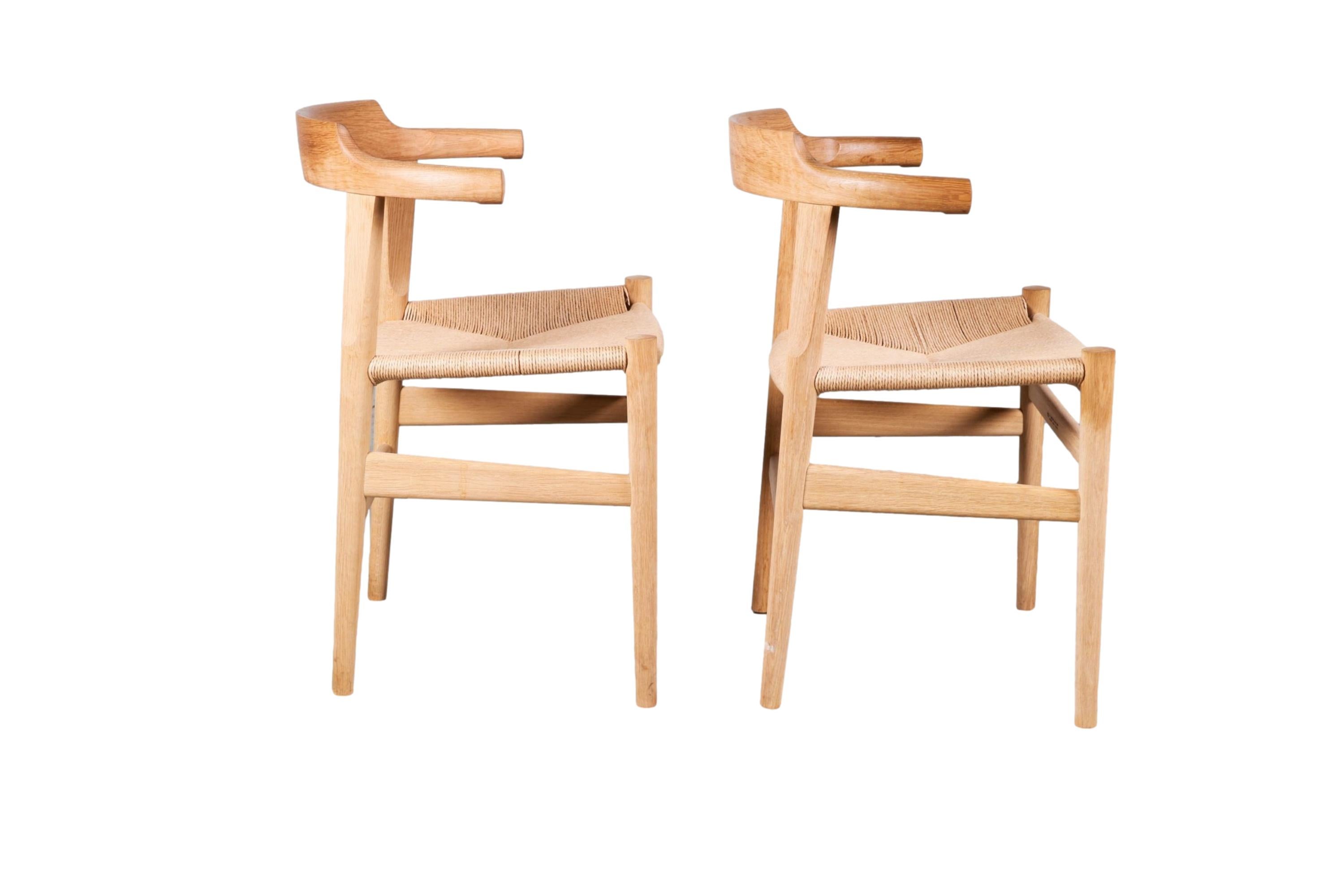 Mid-Century Modern Pair PP Mobler Denmark Hans Wegner PP68 Chairs
