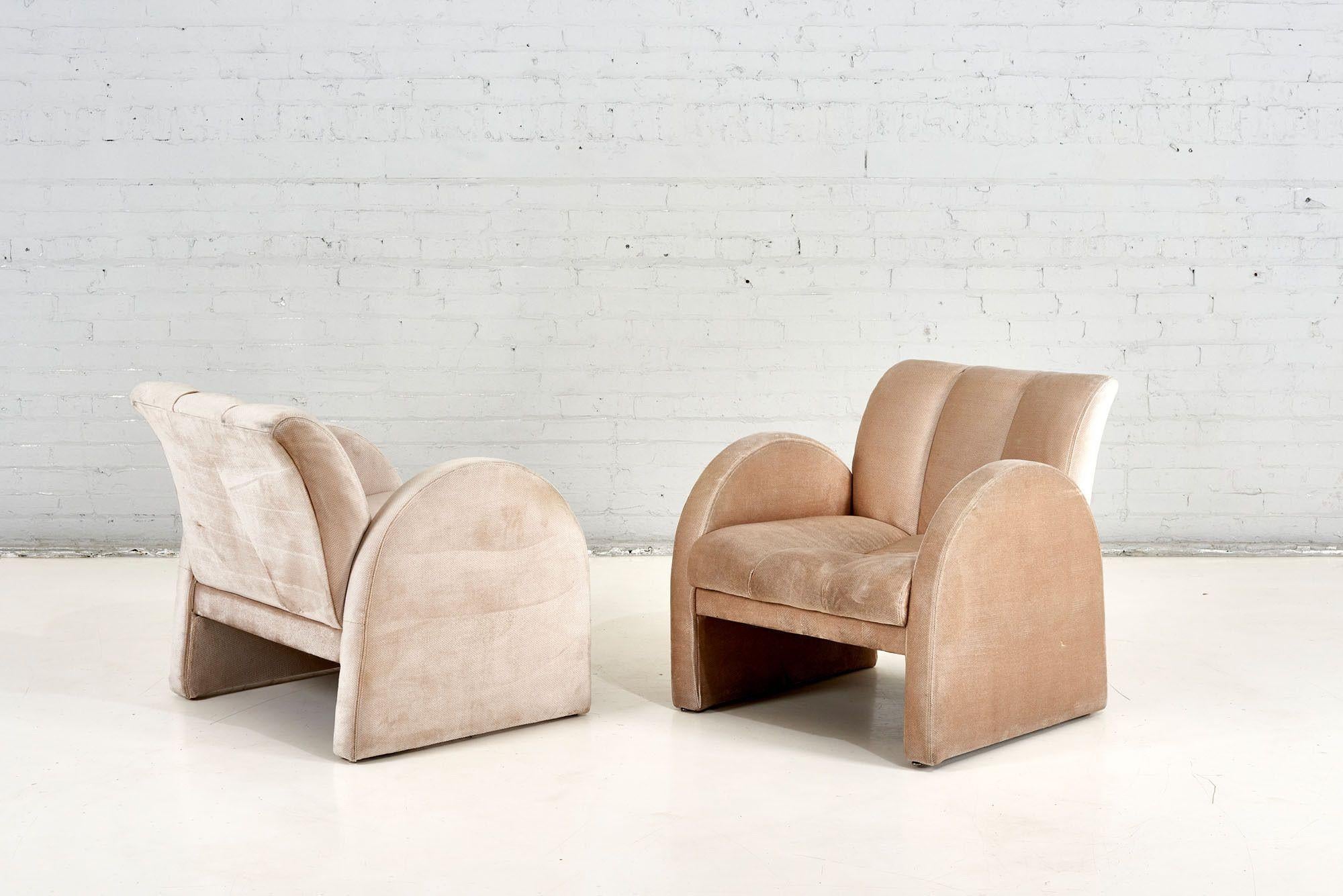 Late 20th Century Pair Preview Lounge Chairs, 1970 For Sale