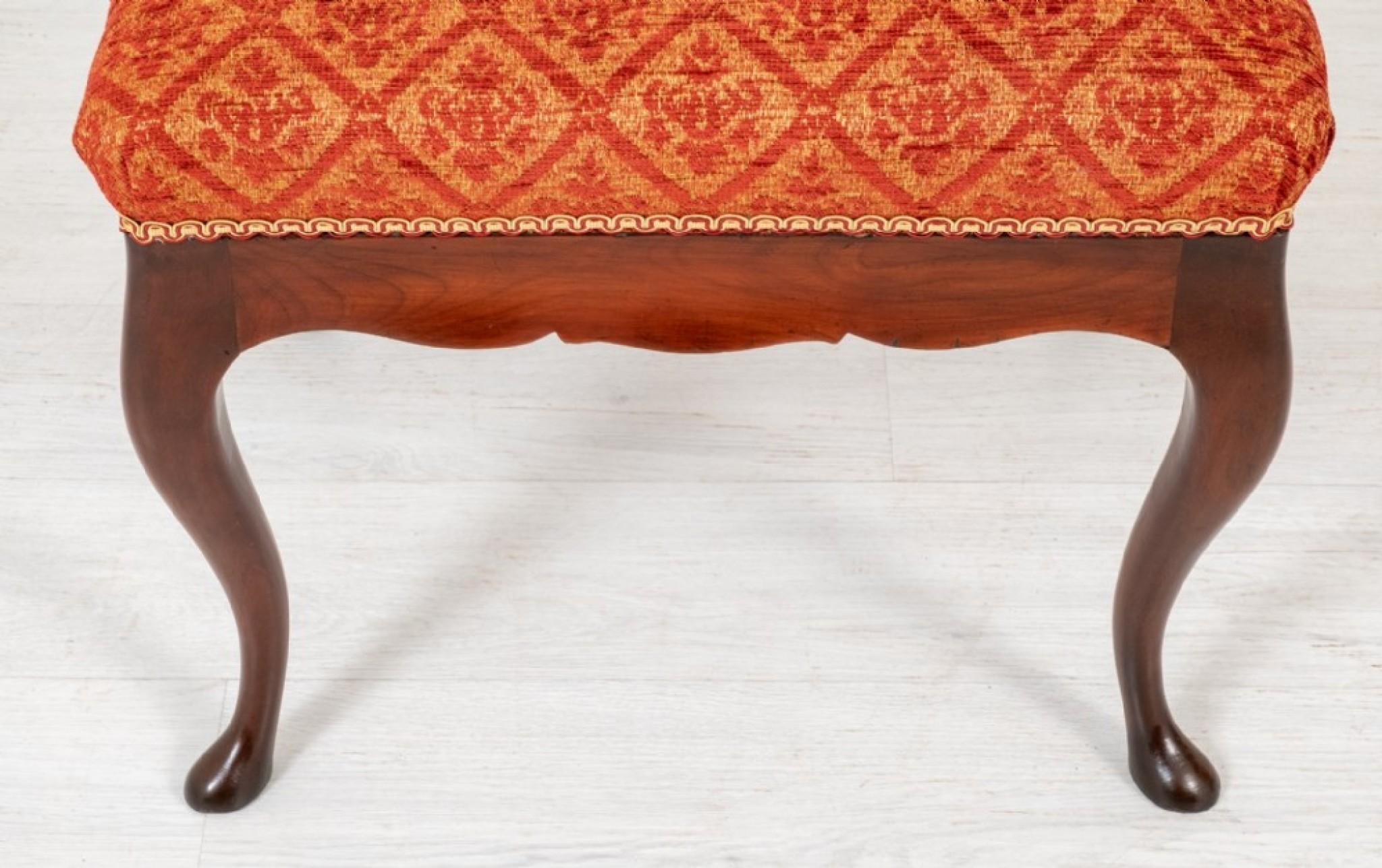Acajou Paire de tabourets Queen Anne en acajou de 1890 en vente