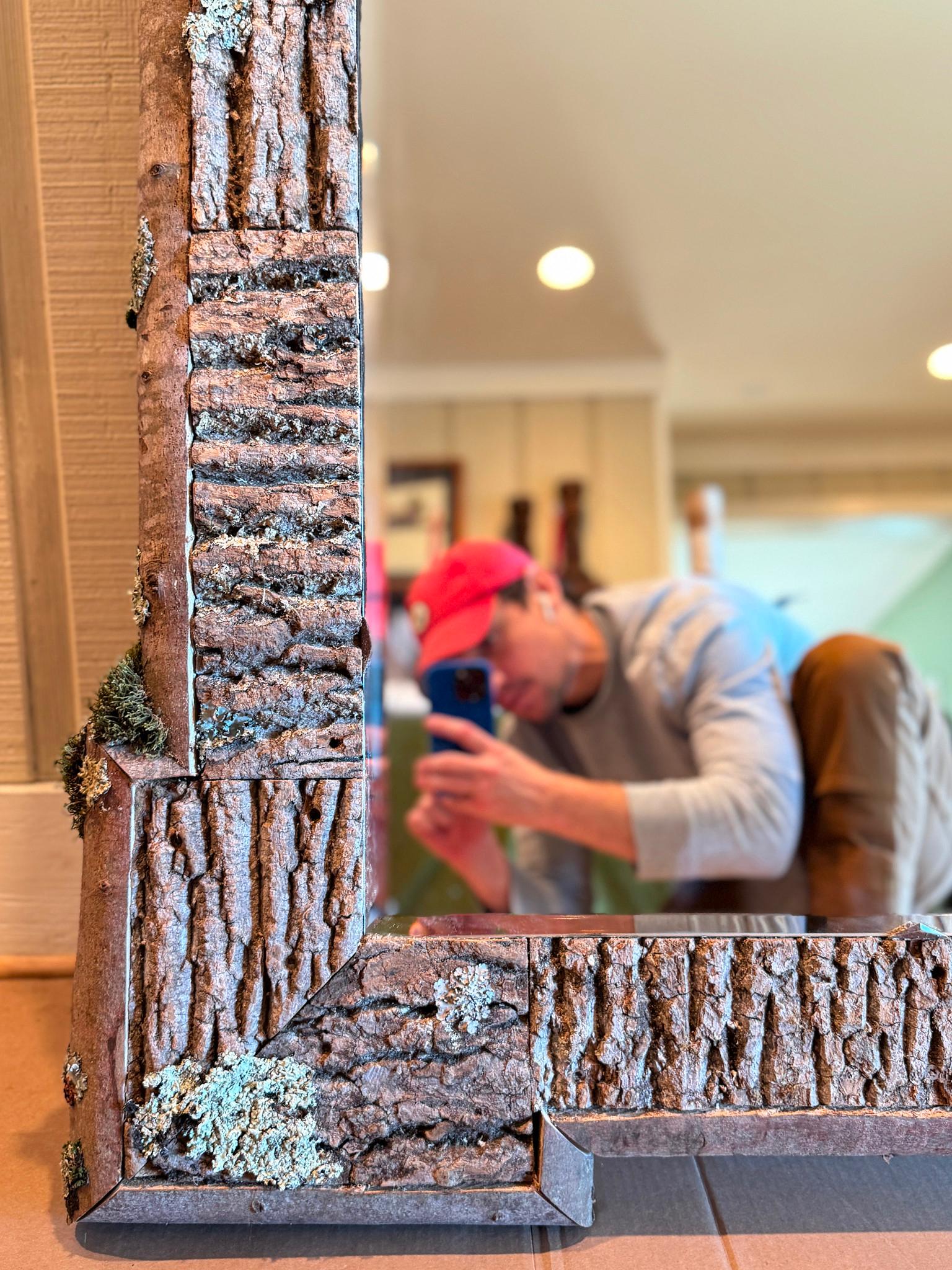 Paar Raleigh Adams Broken Pediment Woodland Spiegel im Angebot 7