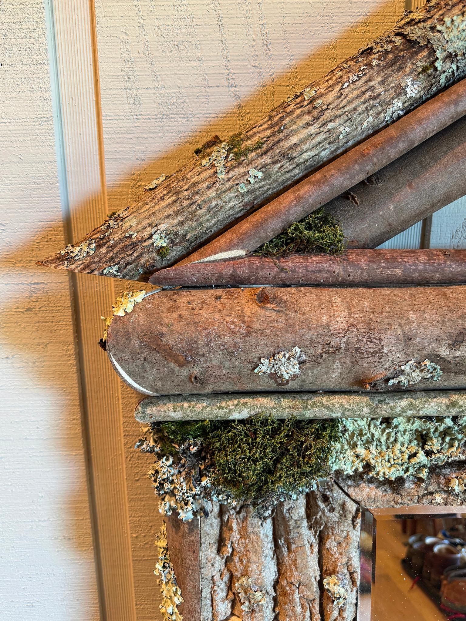 Paar Raleigh Adams Broken Pediment Woodland Spiegel im Angebot 10