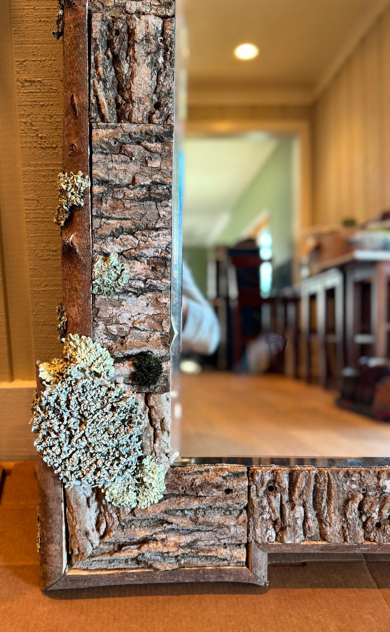 Paar Raleigh Adams Broken Pediment Woodland Spiegel im Angebot 16