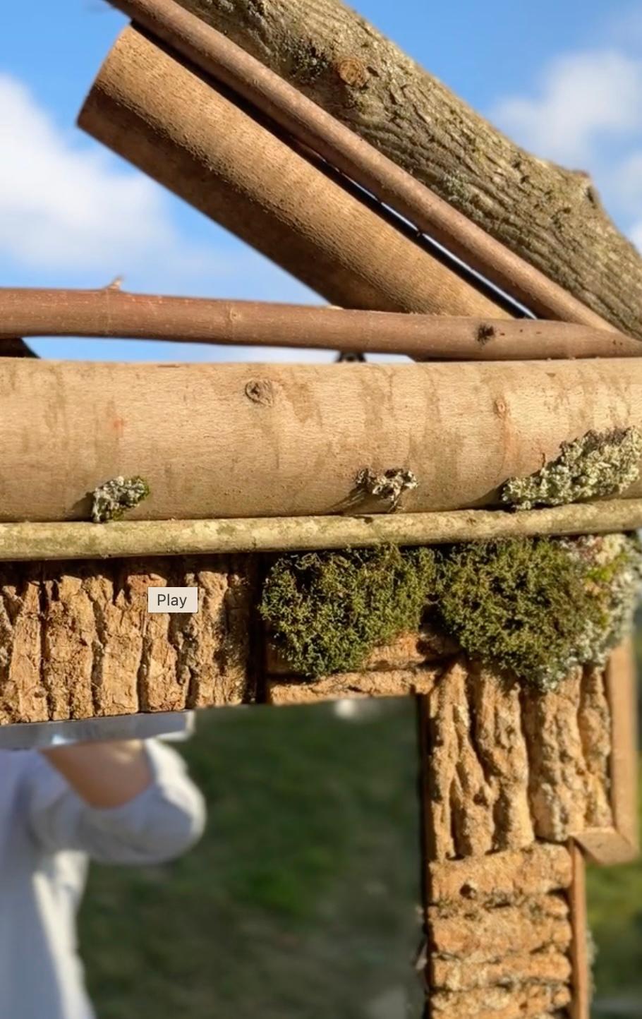 Paar Raleigh Adams Broken Pediment Woodland Spiegel im Angebot 1