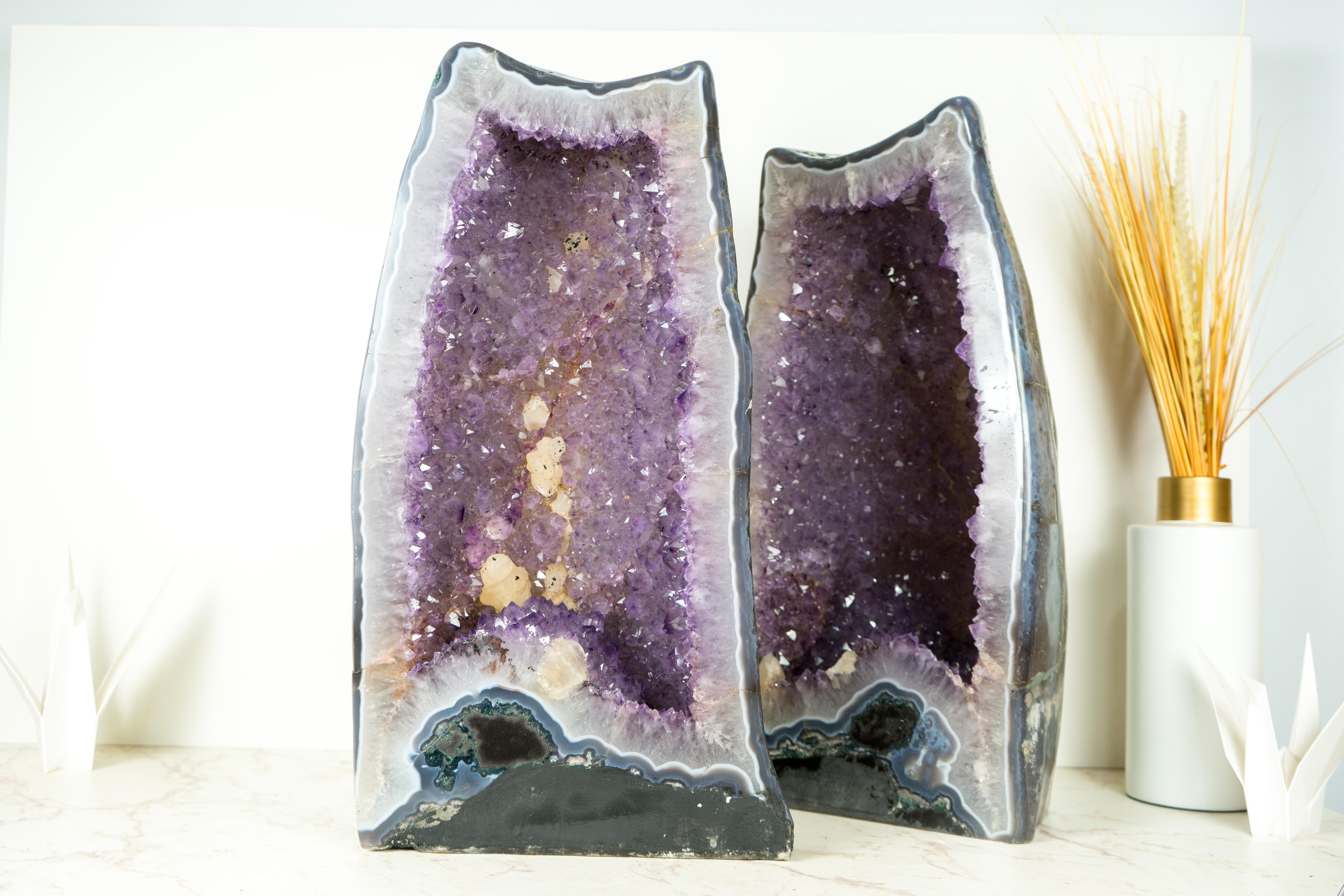 Par de Raras Geodas de Amatista con Amatista Lavanda y Reverso Pulido Paisajista Brasileño en venta