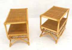 Paar Rattan Bambus Gras Tuch oben zwei Etagen Ende Seite Tische steht Magazin Rack