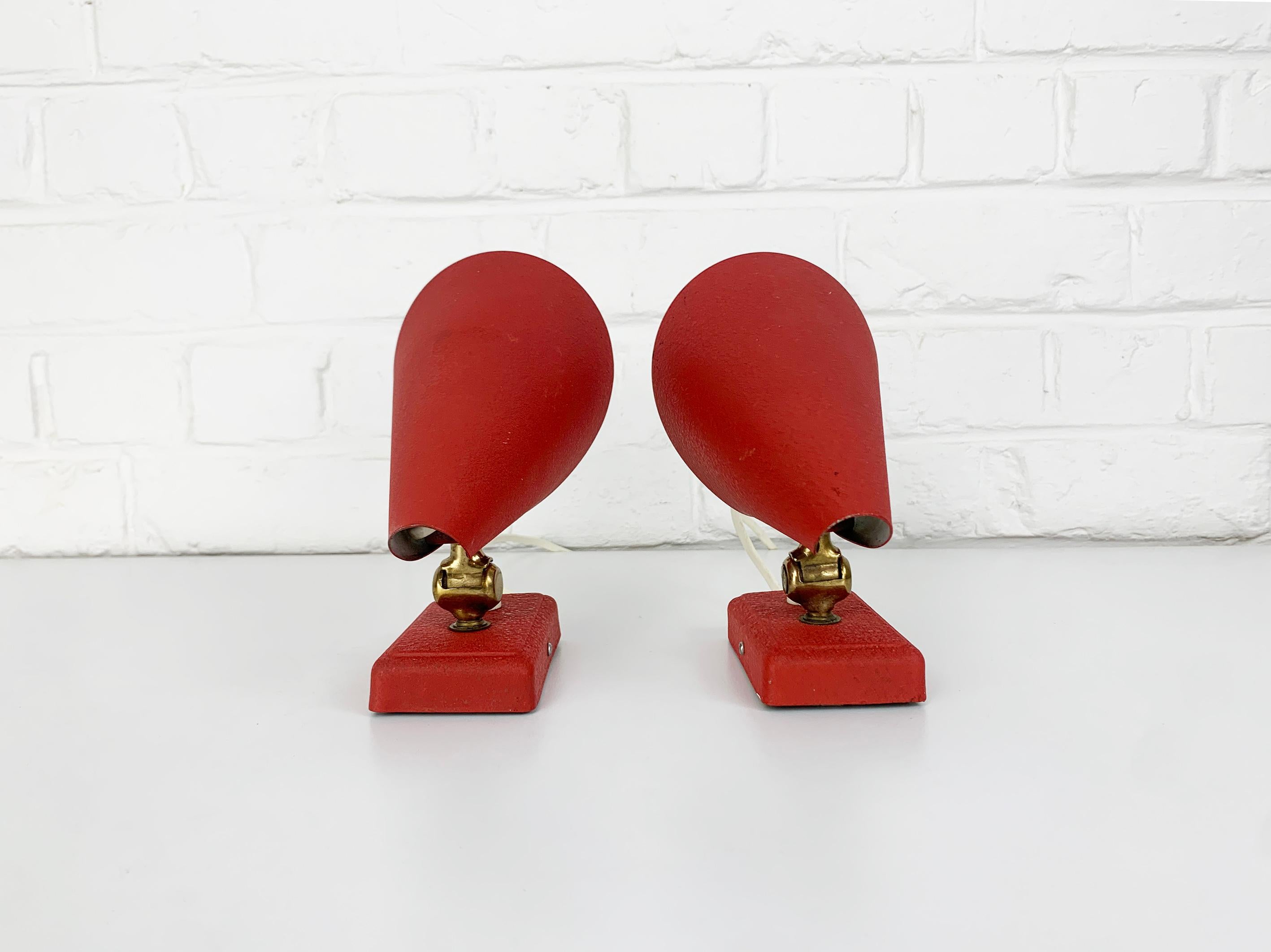 Pair Red Mid-Century Wall Lights Erik Warna for EWA, Sweden, 1950s In Good Condition In Vorst, BE