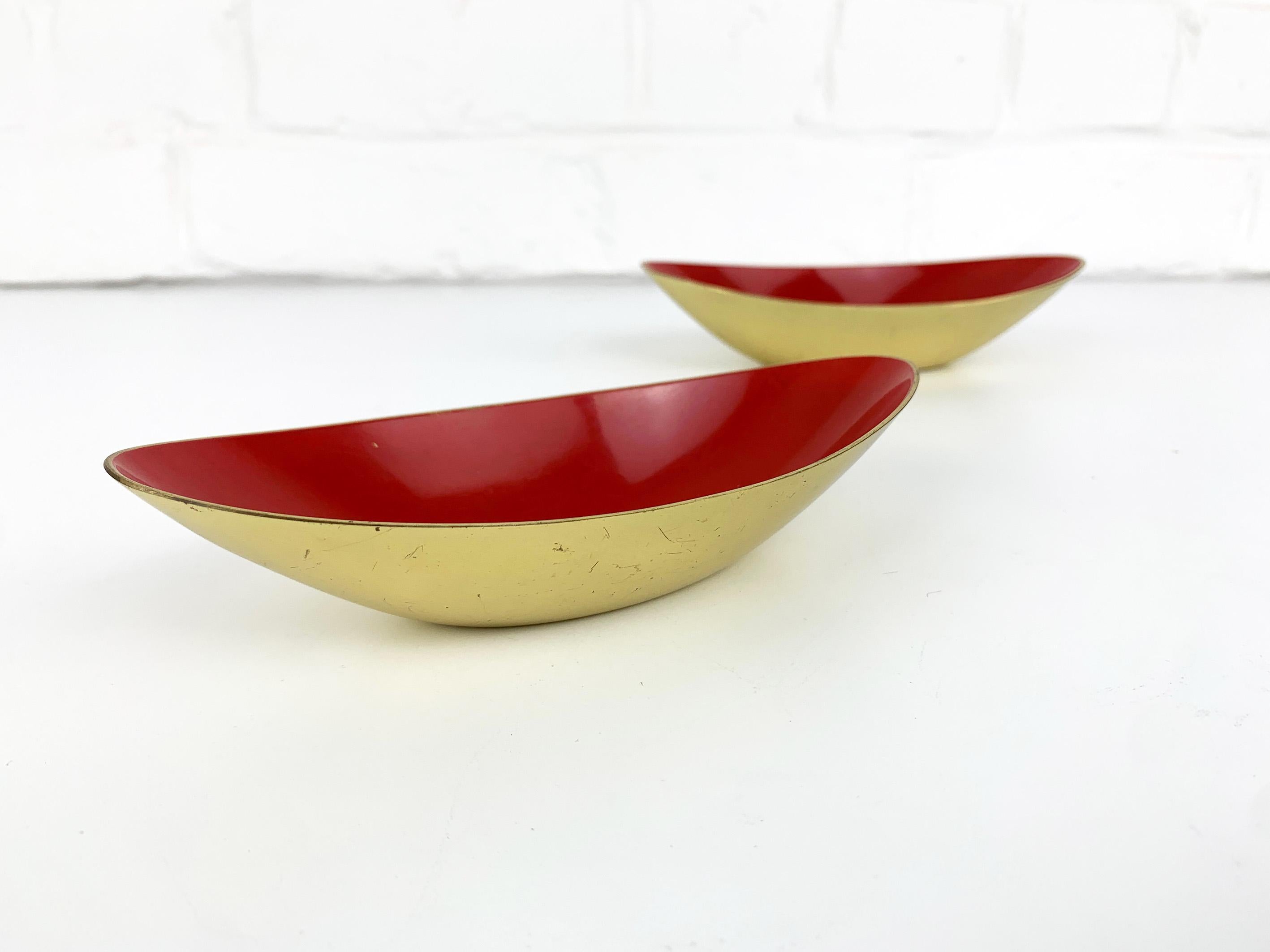 Pair Red Modernist Bowls in Brass by Gunnar Ander Ystad Metall Sweden  For Sale 1