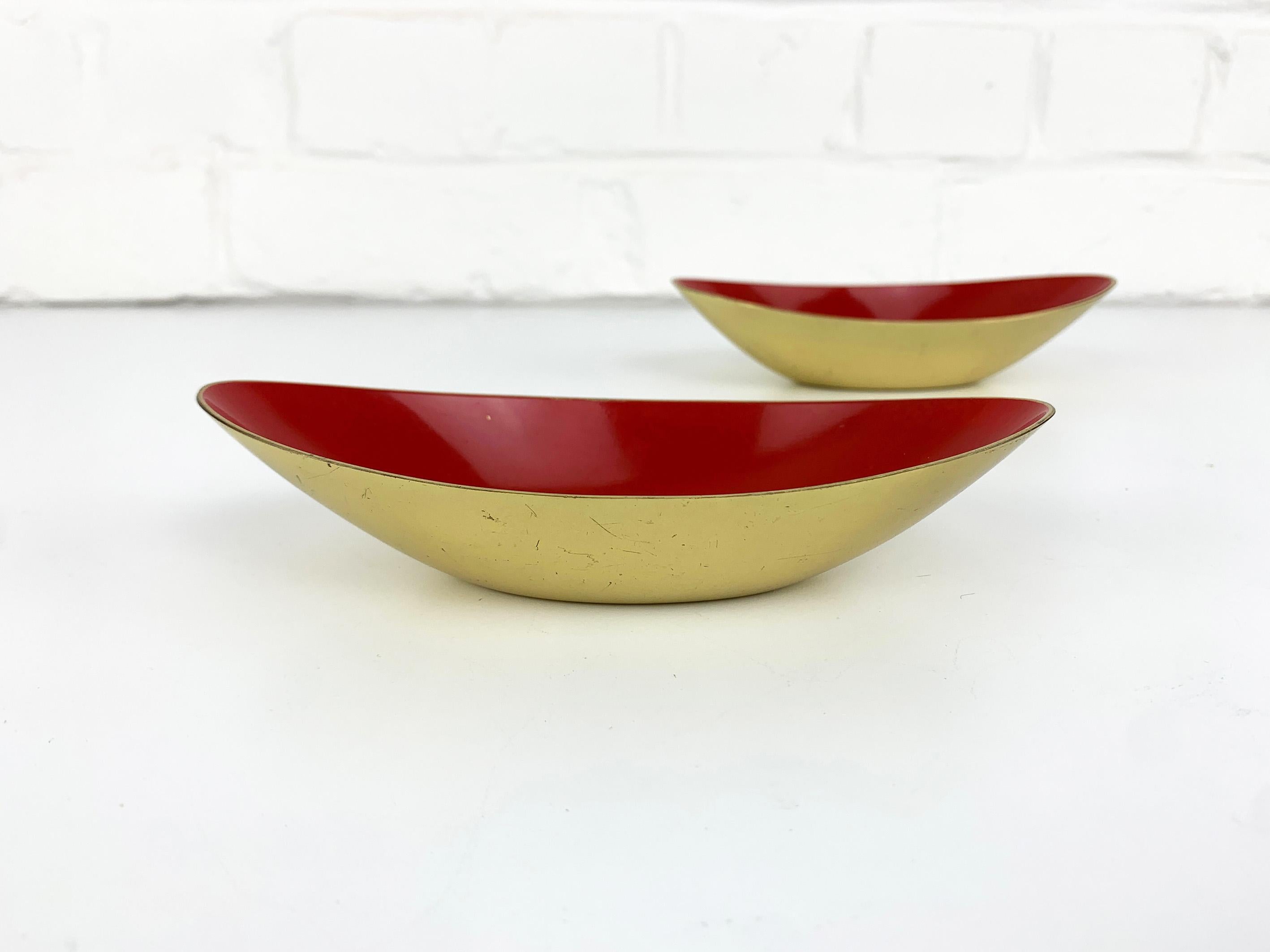 Pair Red Modernist Bowls in Brass by Gunnar Ander Ystad Metall Sweden  For Sale 2