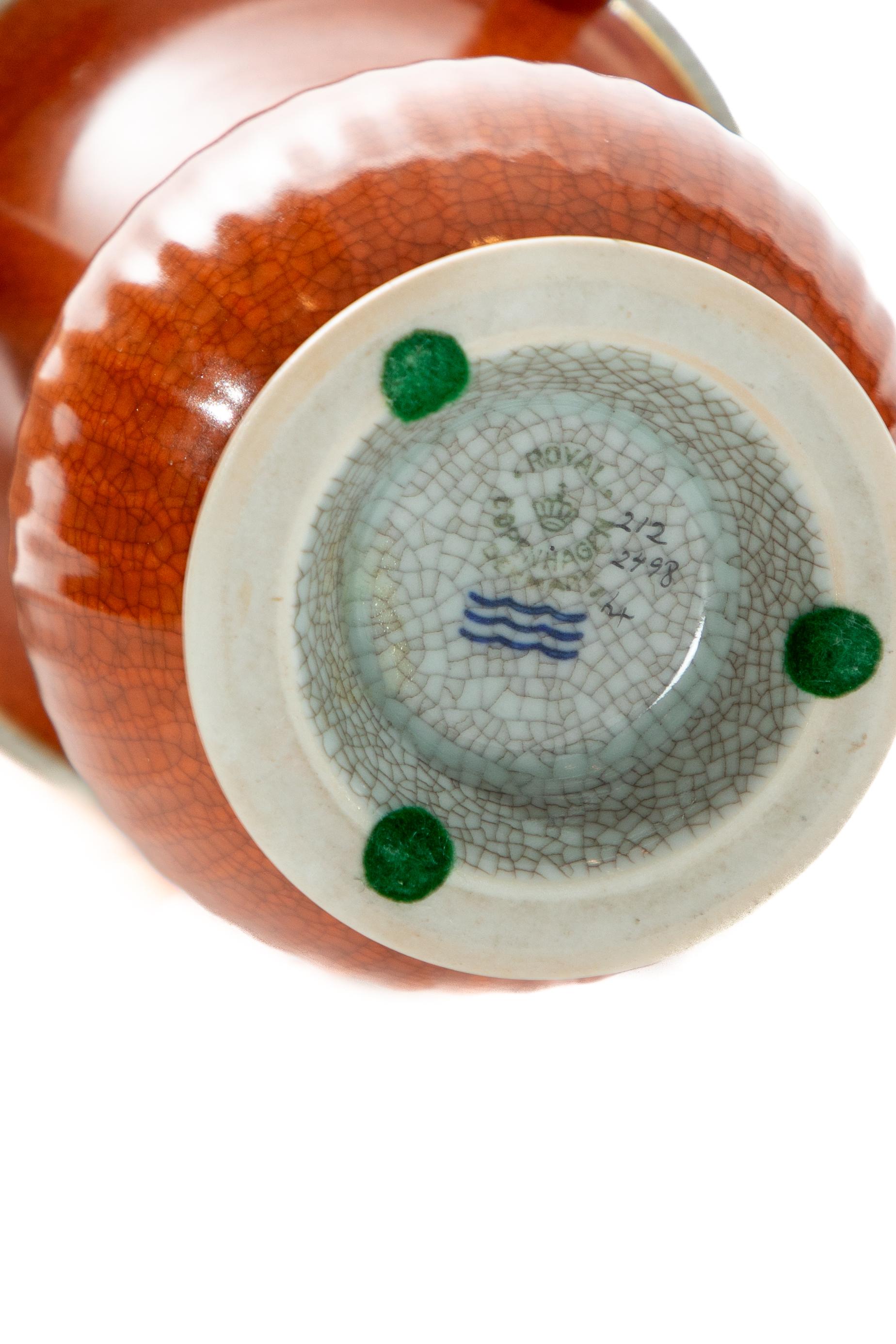 Porcellana Coppia Rosso Royal Copenhagen  Vasi  Circa 1925 in vendita