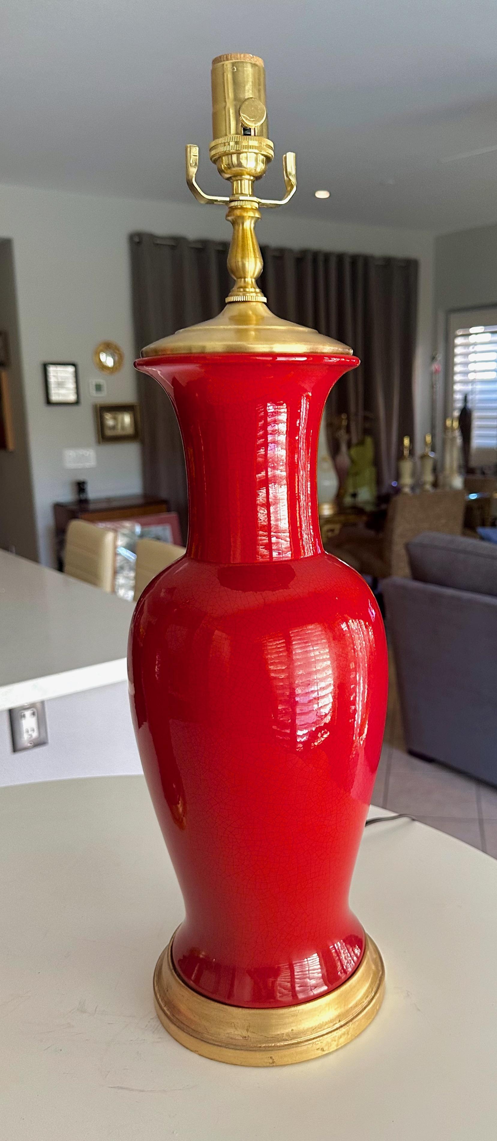 Paire de lampes de table en céramique orange rougeâtre de style asiatique en vente 3
