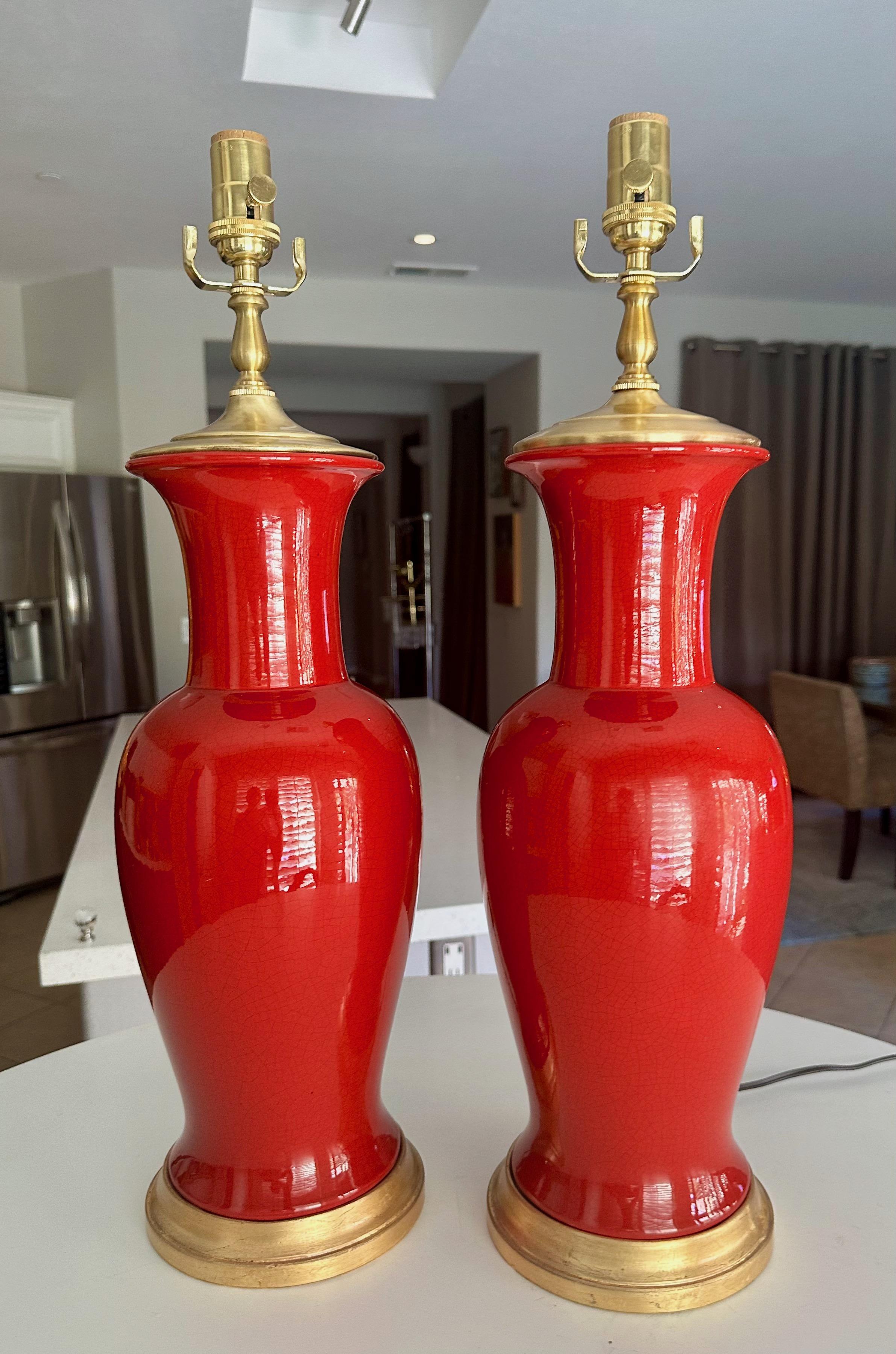 Paire de lampes de table en céramique orange rougeâtre de style asiatique en vente 11