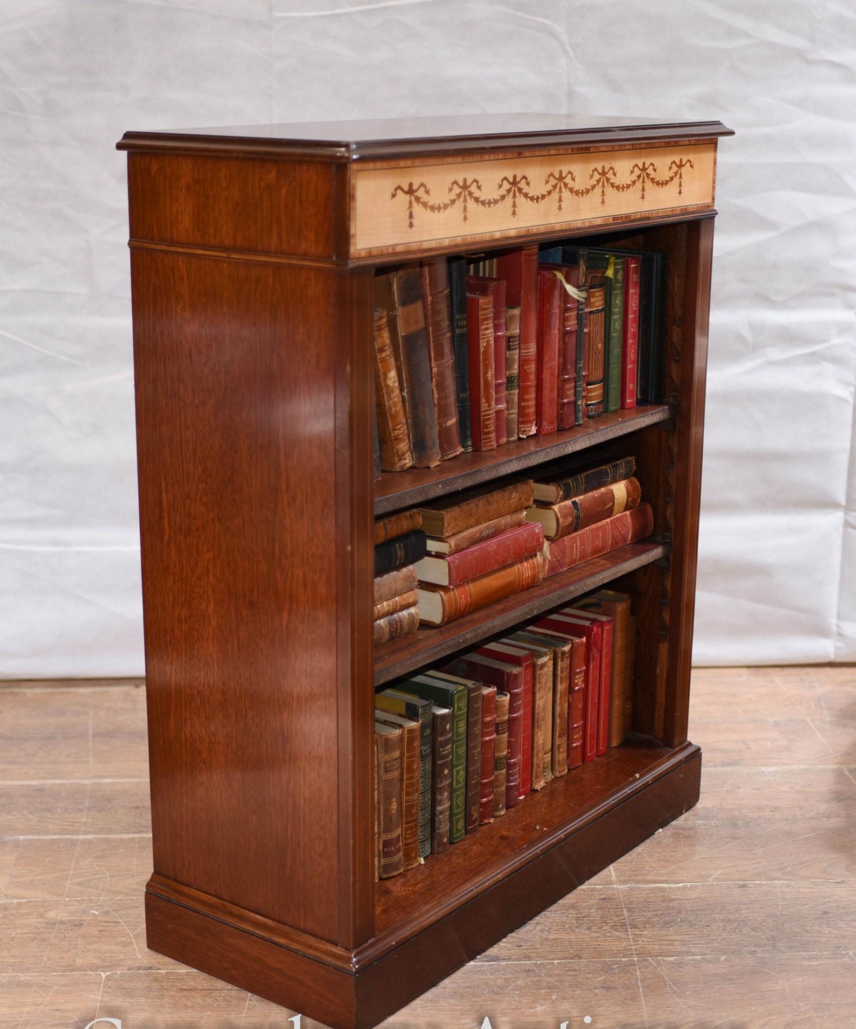 Pair Regency Bookcases - Mahogany Open Front Sheraton Inlay For Sale 11