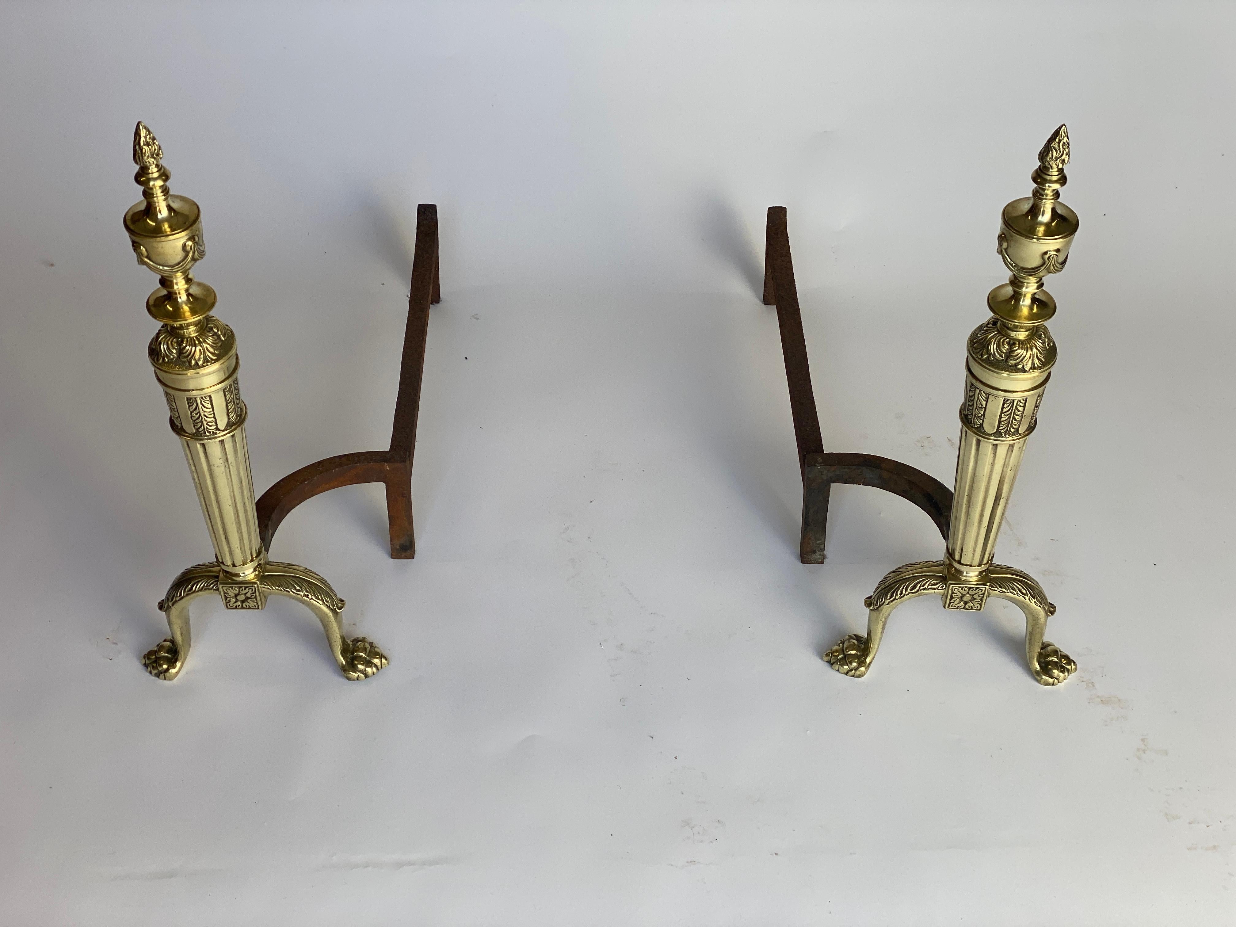Paar Regency Messing & Eisen Feuerhunde / Andirons im Zustand „Gut“ im Angebot in Dereham, GB