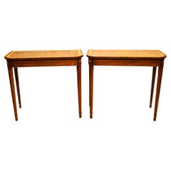 Coppia di tavoli console Regency in mogano A. Hall