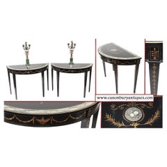 Paire de tables consoles Regency peintes en laque Adams