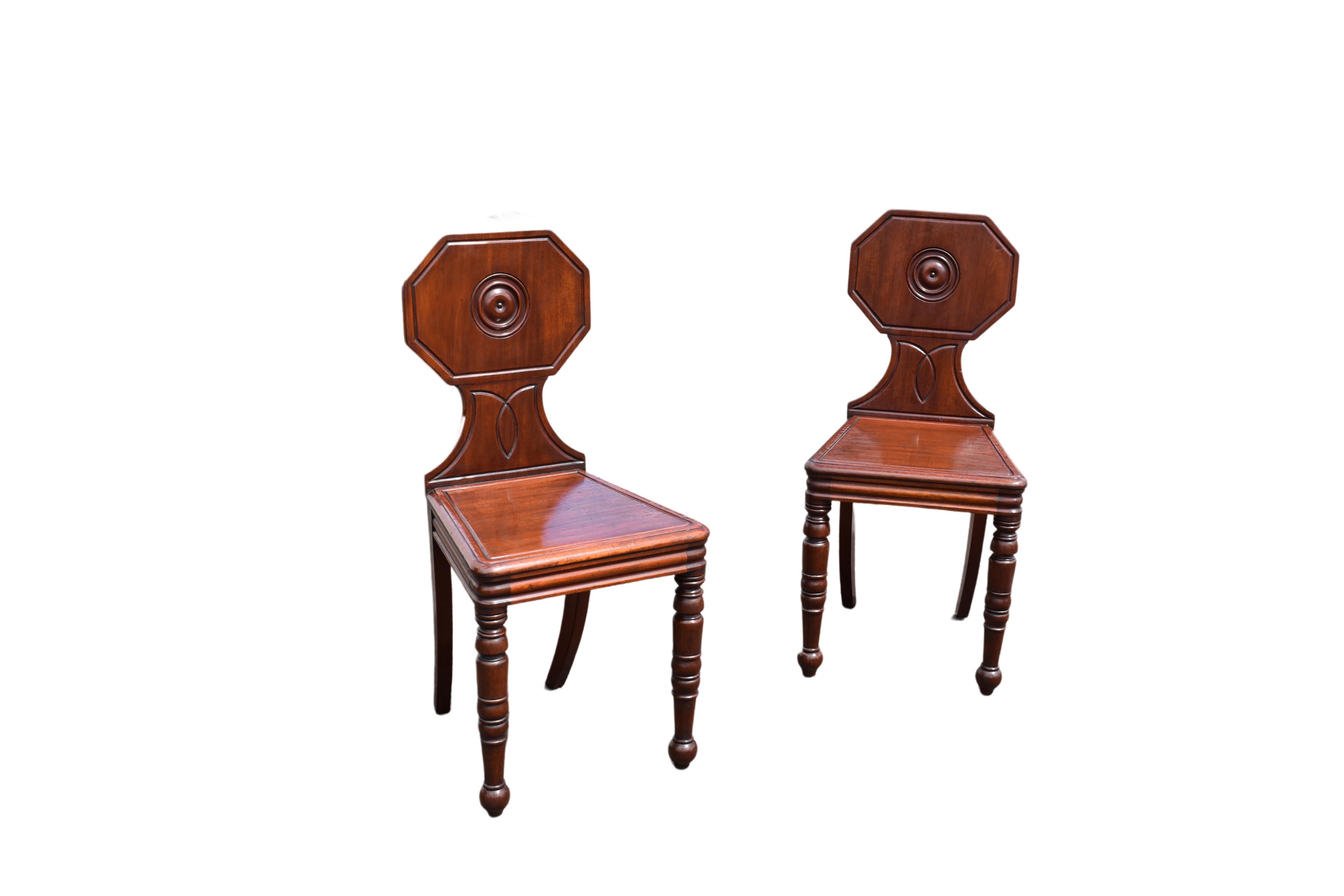 Pair Regency hall chairs In Good Condition In Belfast, IE