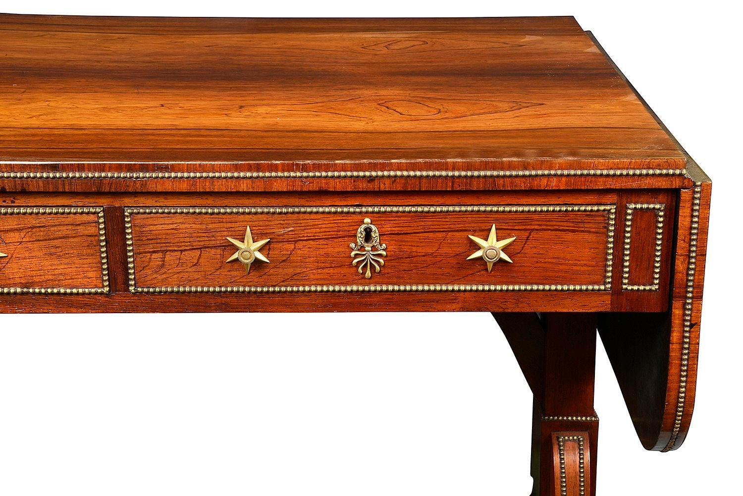 Pair Regency period Sofa Tables, circa 1820 In Good Condition For Sale In Brighton, Sussex