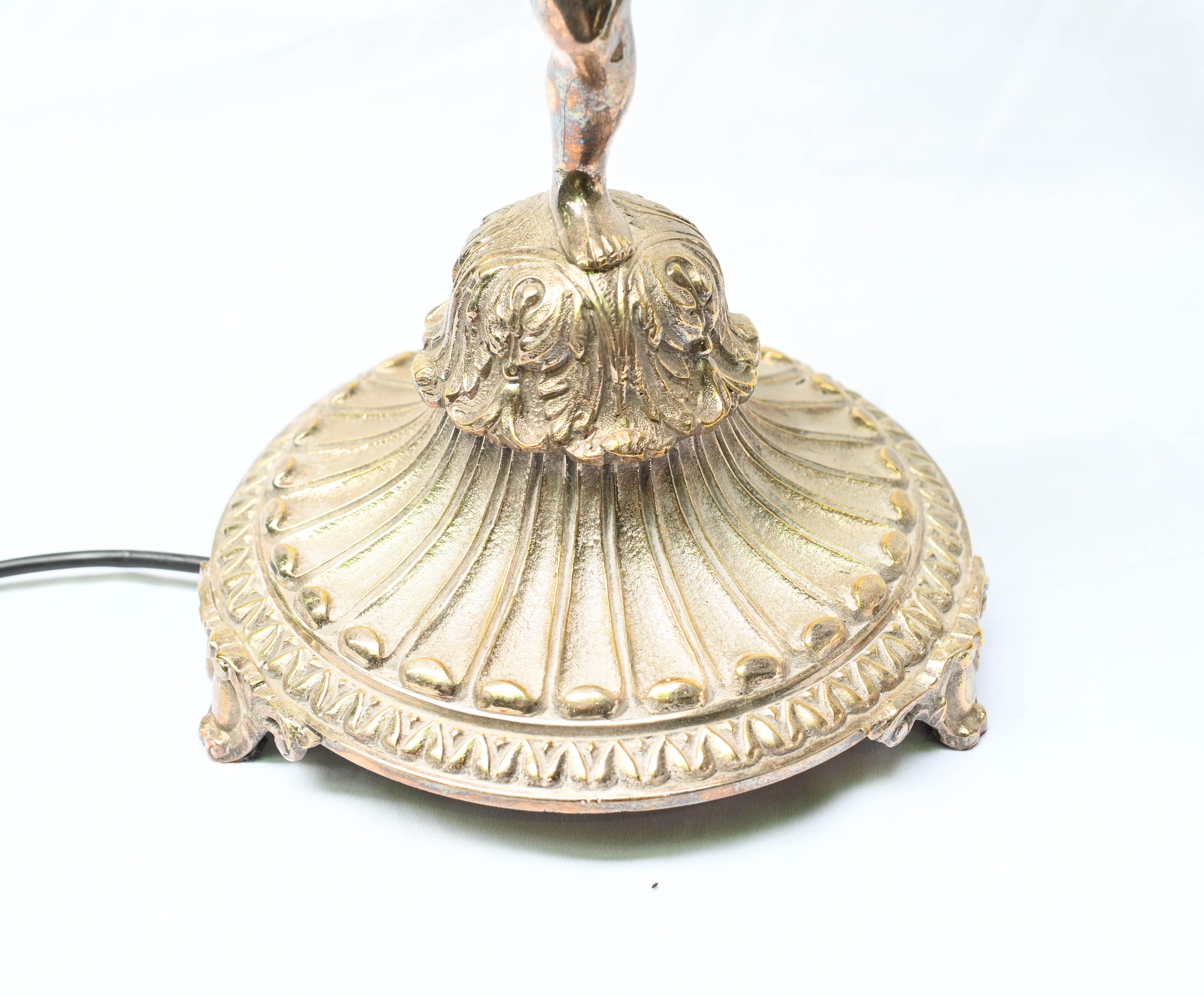Paar Regency Silber Platte Cherub Kandelaber Lampen Putten im Zustand „Gut“ im Angebot in Potters Bar, GB