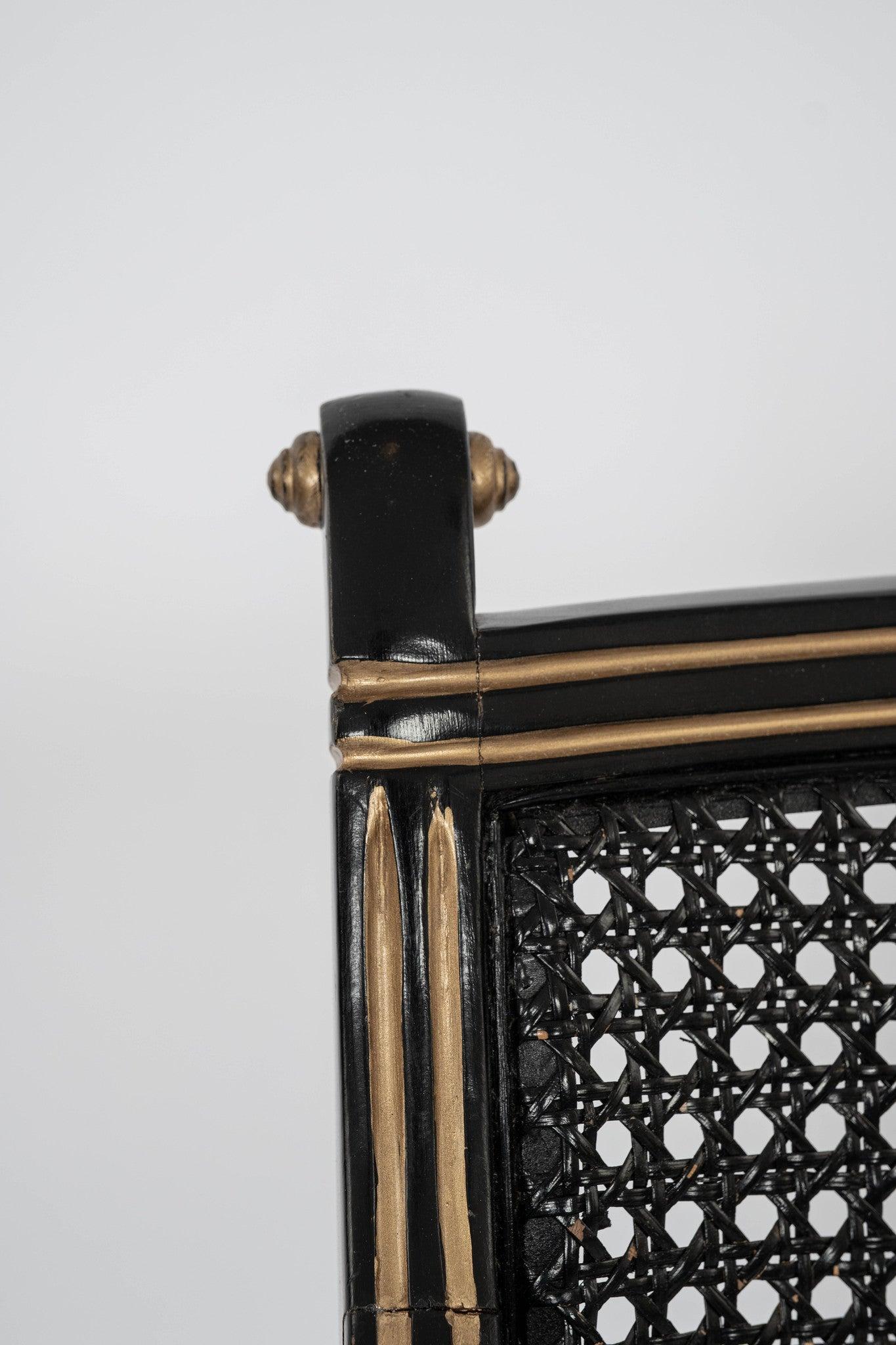 Paar Regency Style Schwarz Gold Sessel im Zustand „Gut“ im Angebot in Houston, TX