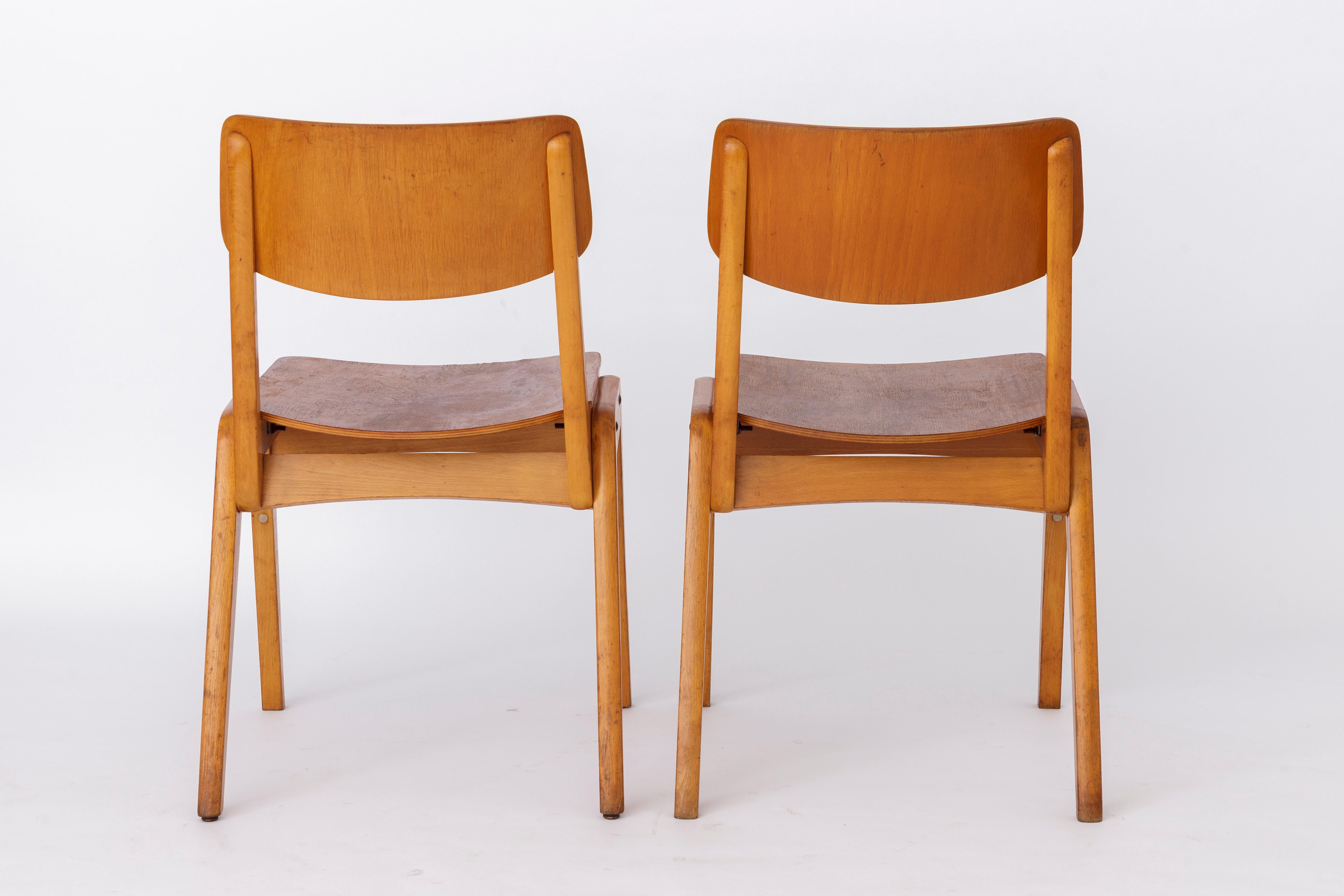 Ein Paar Retro-Stühle, 1950er-1960er Jahre Vintage Deutschland (Poliert) im Angebot