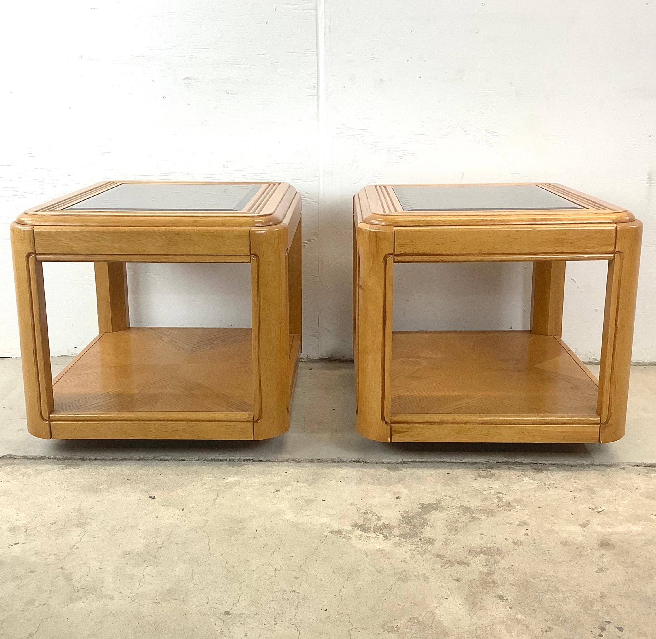 Pair Retro Oak End Tables with Glass Tops In Good Condition For Sale In Trenton, NJ