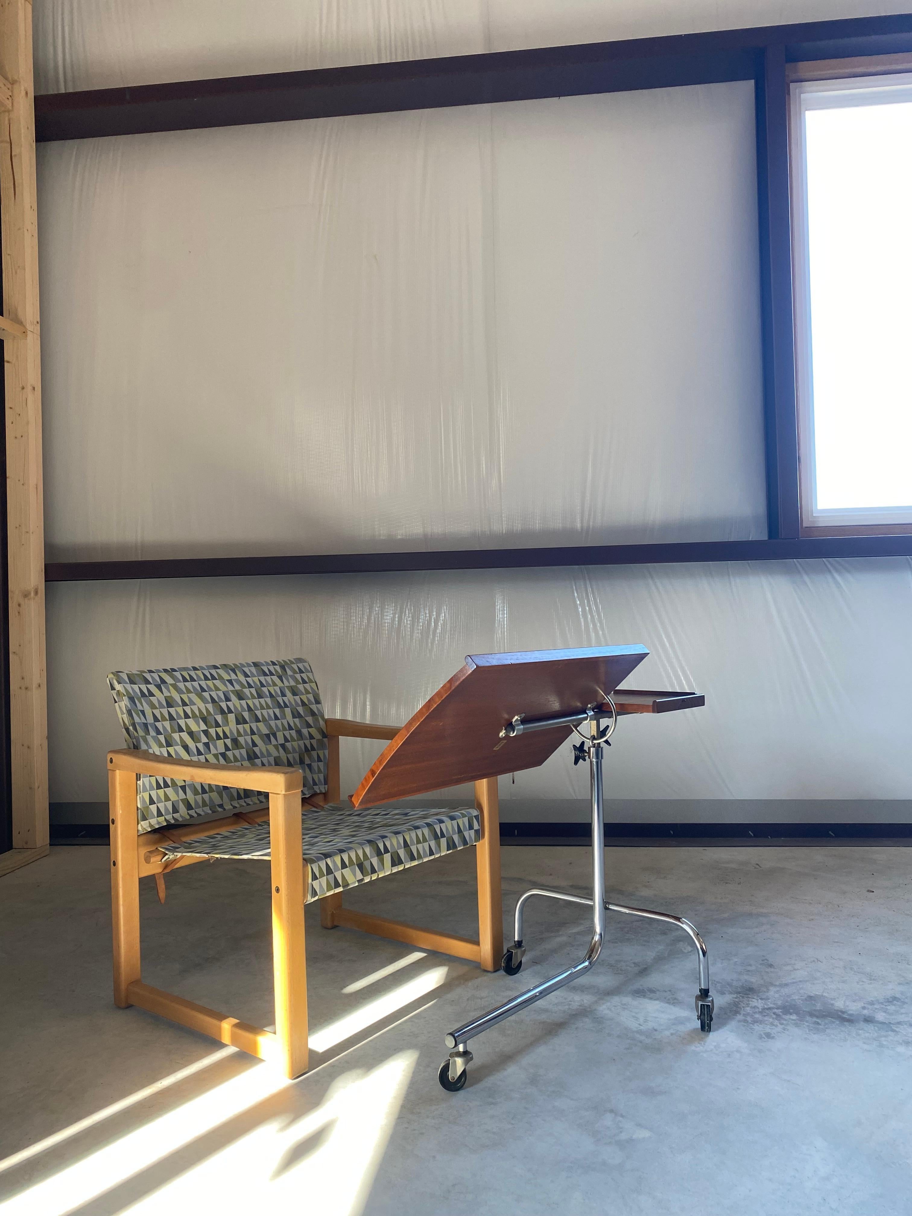 Paire de chaises longues rembourrées Karen Mobring (Suède, 1974) en vente 7