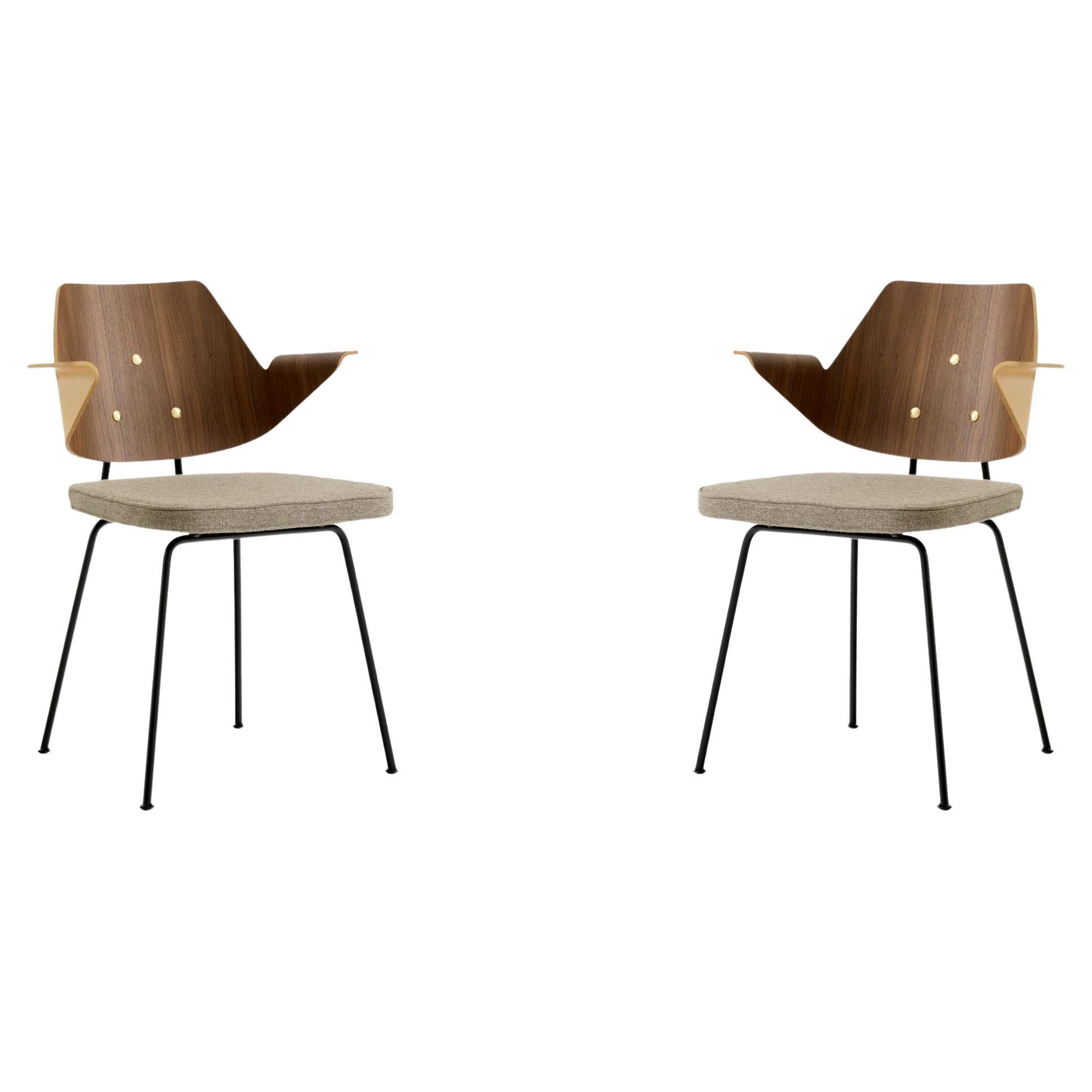 Coppia di poltrone RFH - Noce e Beeche/ Hallingdal 227- di Robin Day per &Tradition