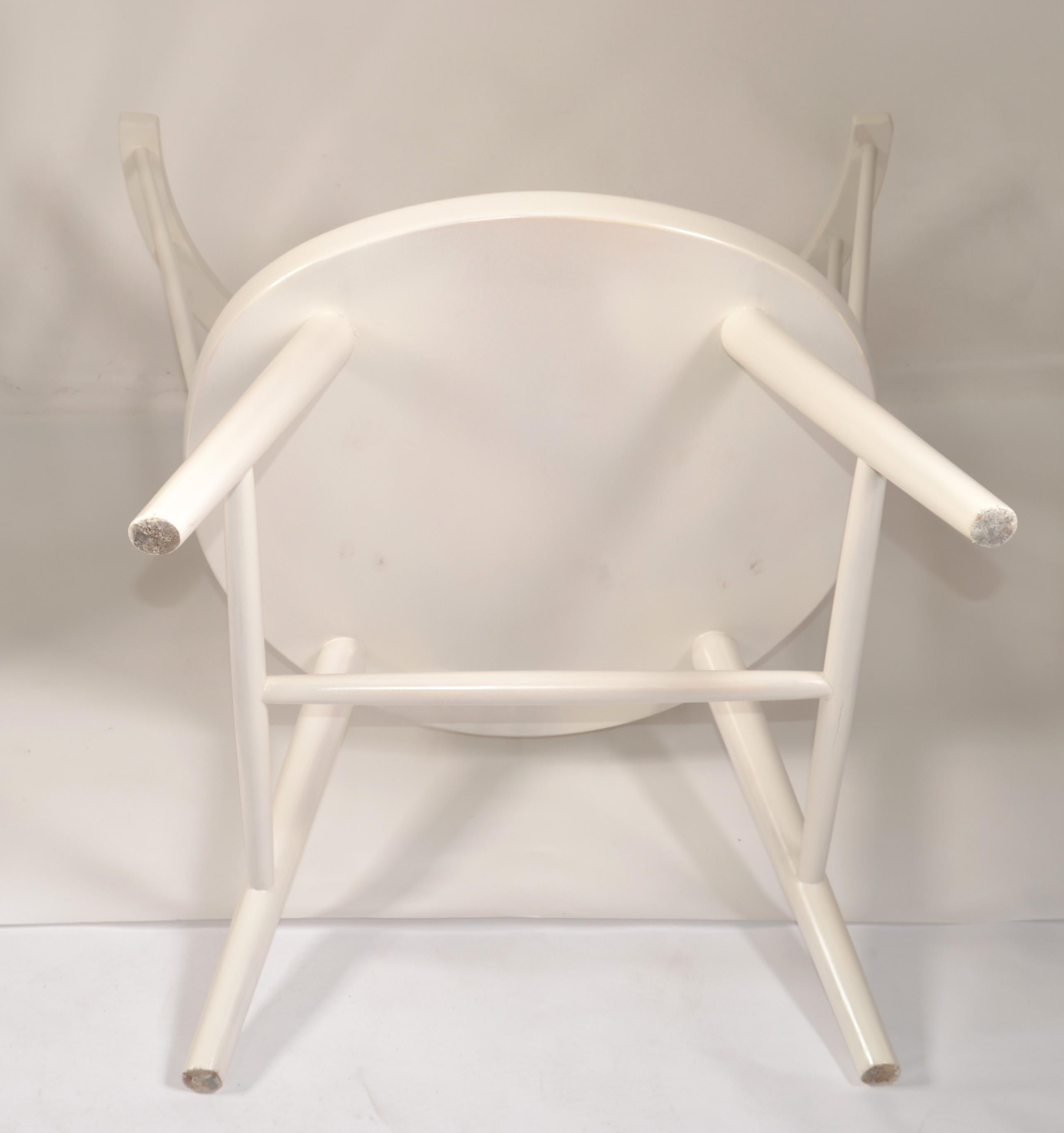 Paar weiße Riviera Windsor-Stühle mit hoher Rückenlehne von Paola Navone, rustikaler amerikanischer Stil   im Angebot 5
