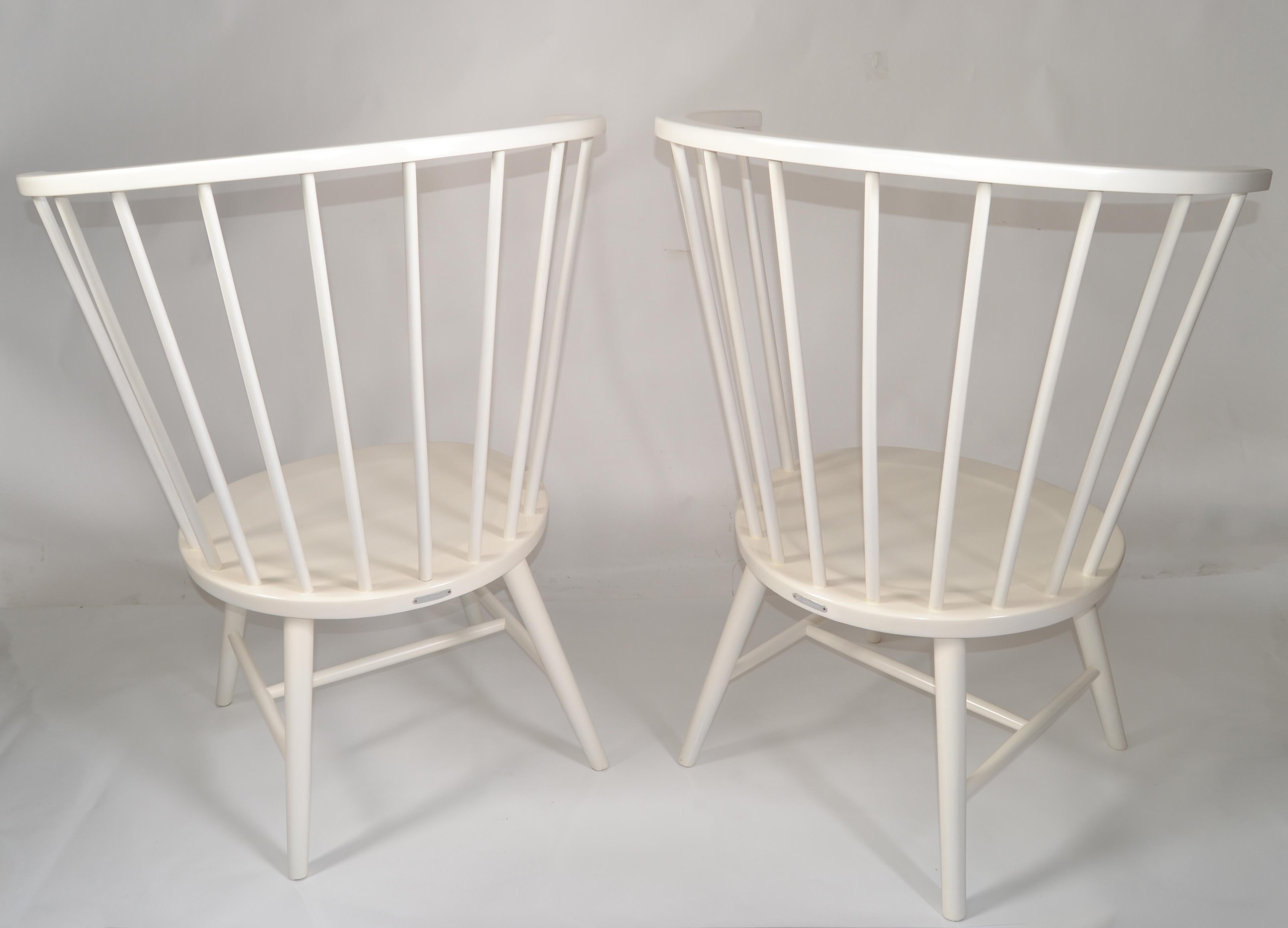 20th Century Pair, Riviera Windsor High Backed White Chairs By Paola Navone Rustic American   For Sale