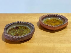 Coppia di ciotole Vide Poche Catch All in terracotta di Robert Maxwell, realizzate in Studio A