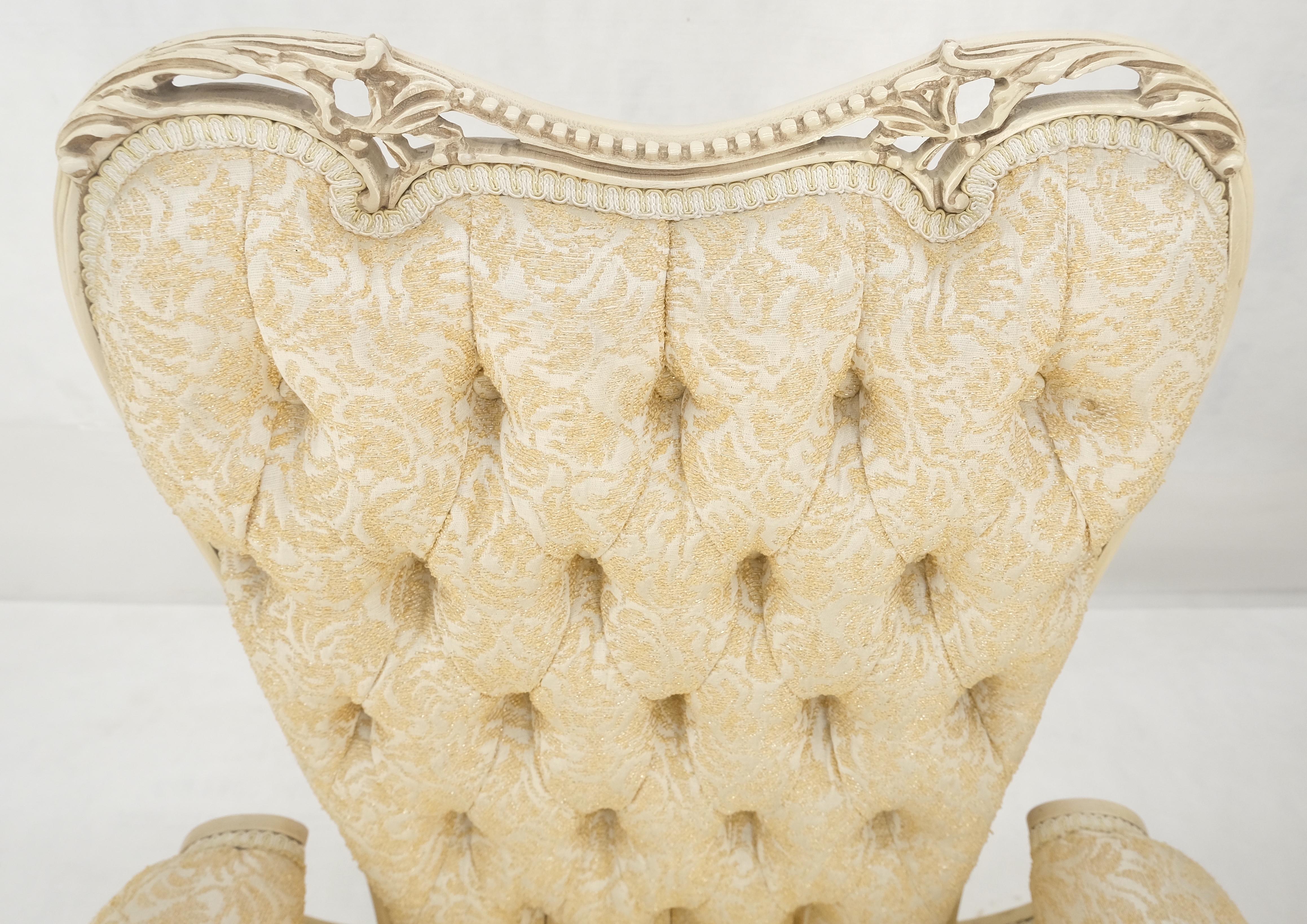 Paire de chaises de style Louis XVI à dossier sculpté Pierce Off-White en vente 4