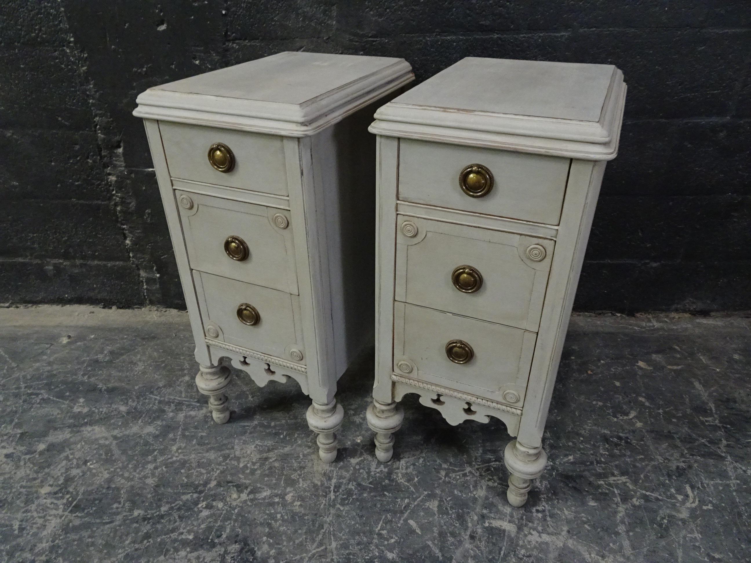 This is a pair Rococo style nightstands, they have been restored and repainted with milk paint.