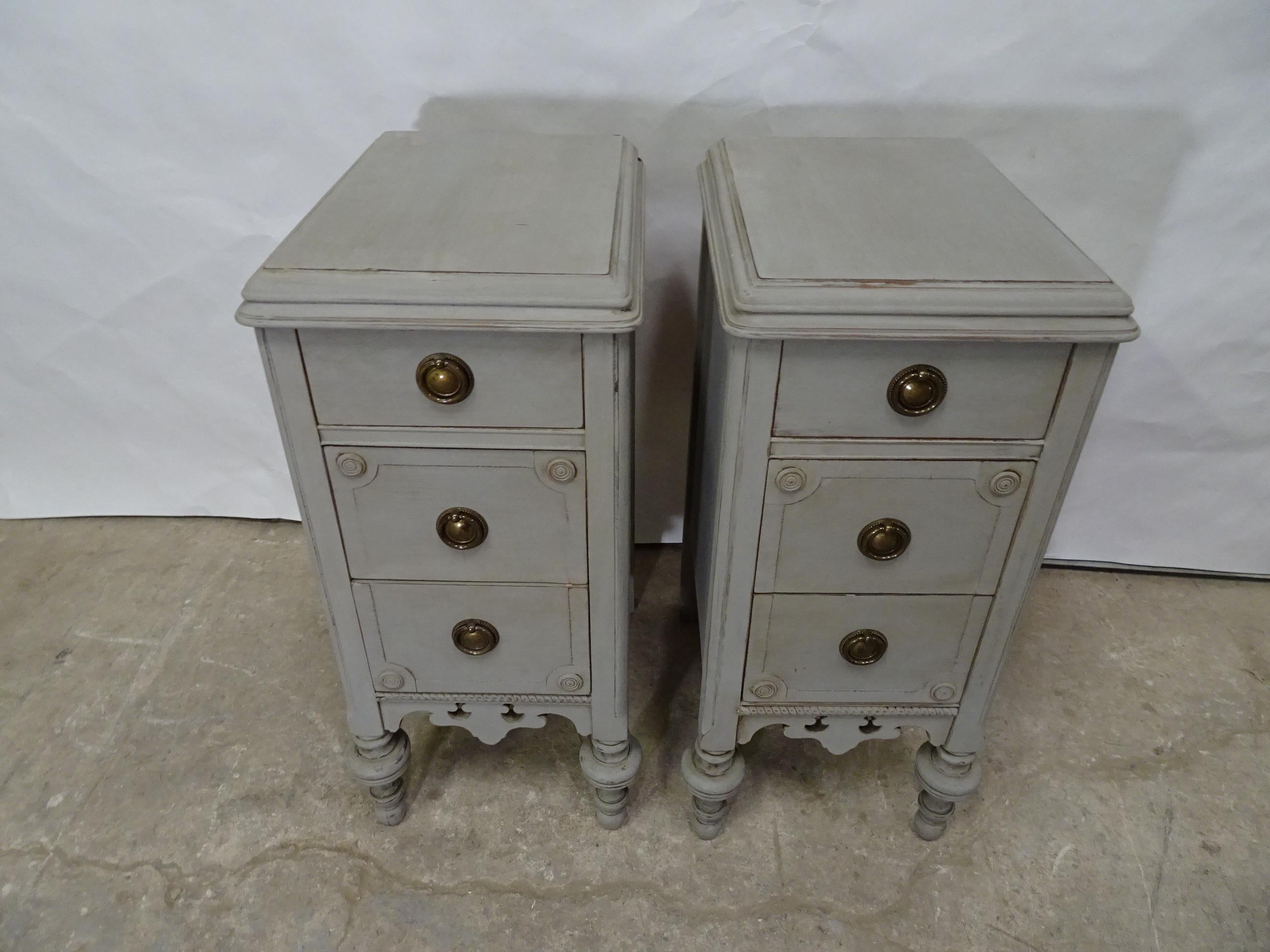 Pair of Rococo Style Nightstands In Good Condition In Hollywood, FL