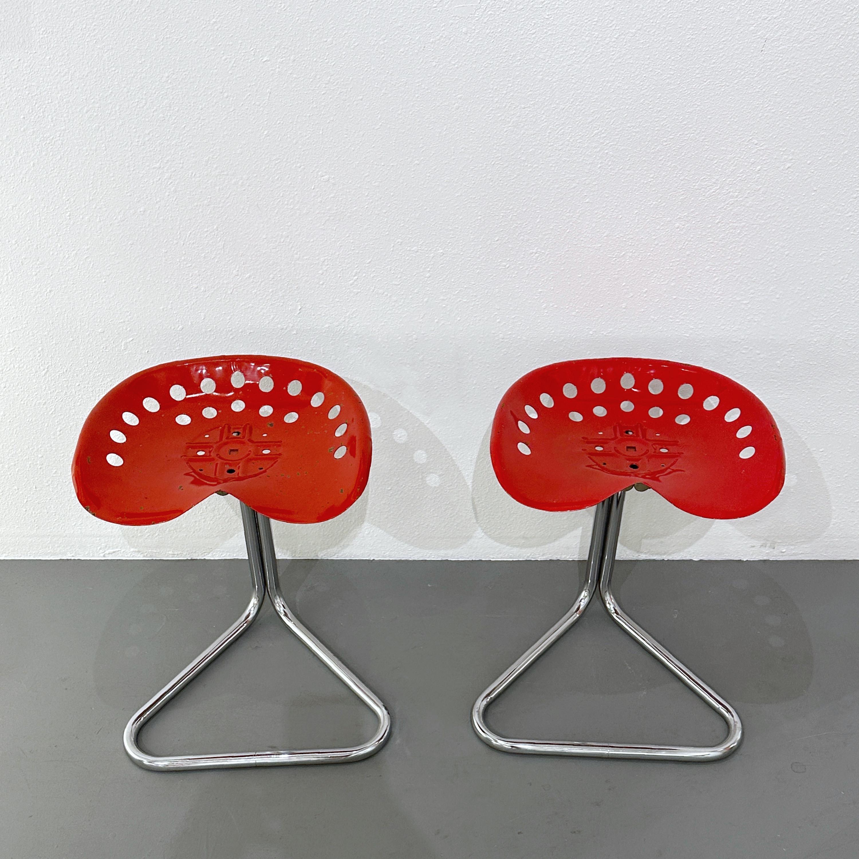 English Pair Rodney Kinsman Red T7 Tractor Stools for OMK, 1971 For Sale