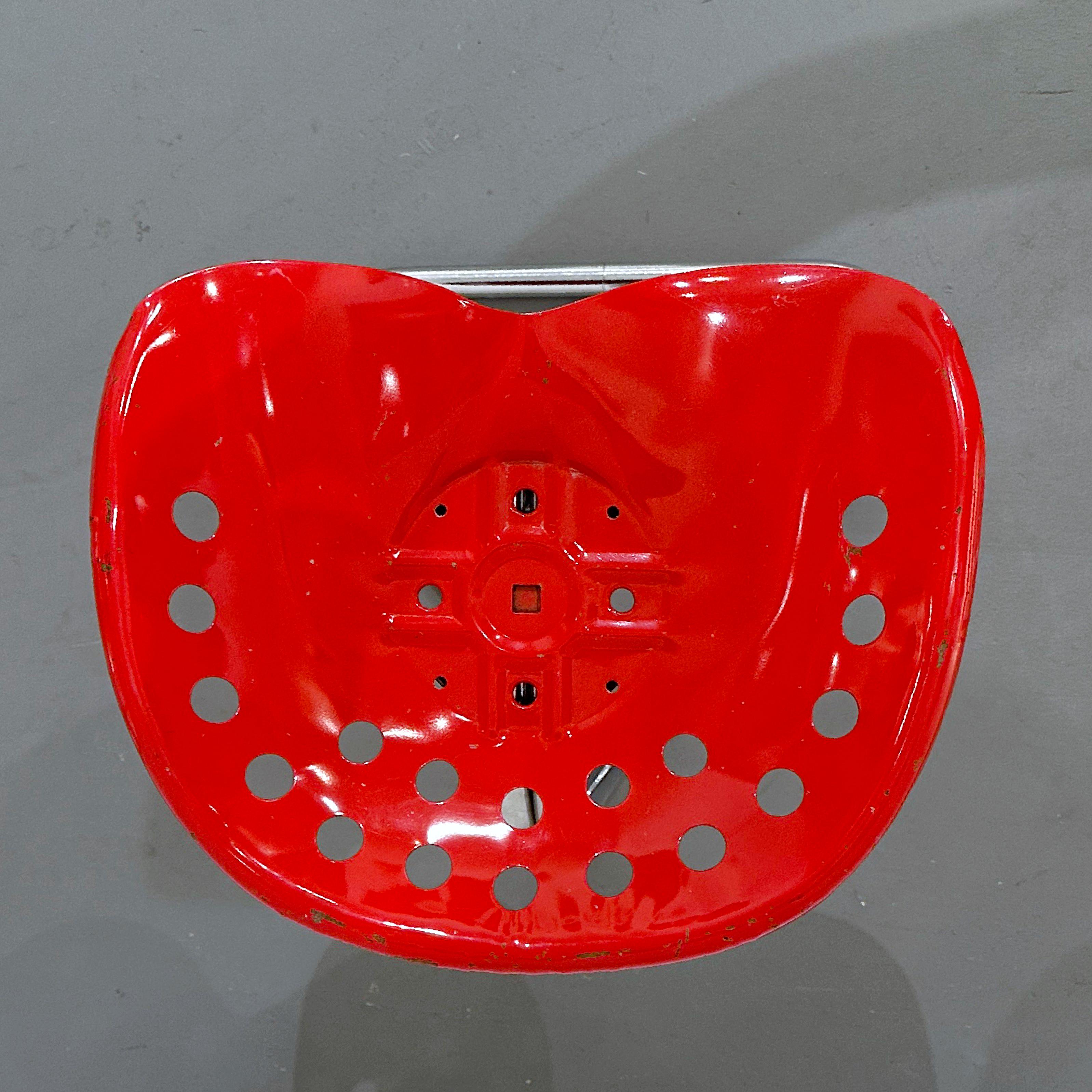Pair Rodney Kinsman Red T7 Tractor Stools for OMK, 1971 For Sale 1