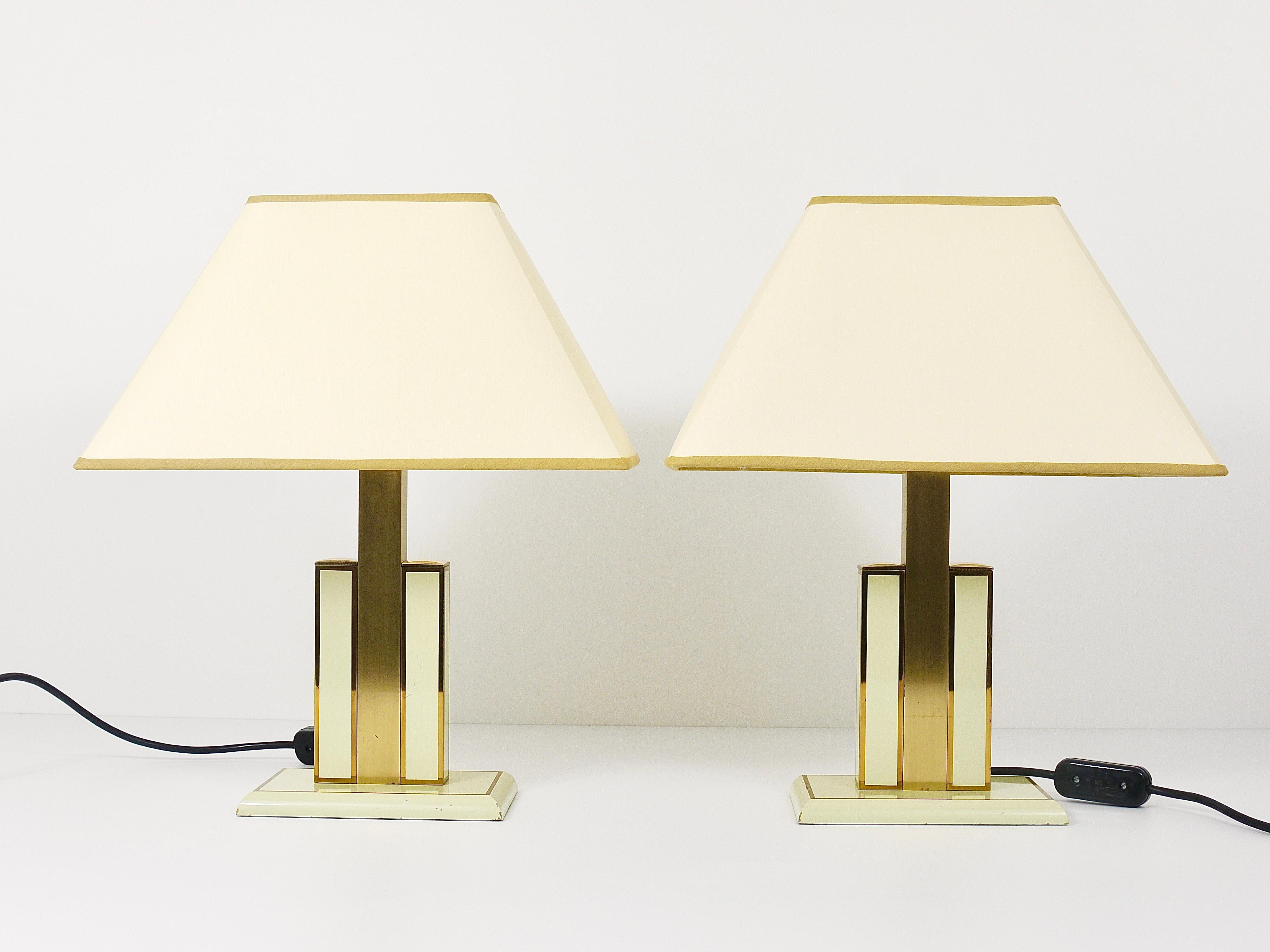 Pair Romeo Rega Ivory & Gold Midcentury Brass Table Side Lamps, Italy, 1970s For Sale 2