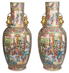 Pair Rose Medallion vases / lamps, 19th Century.