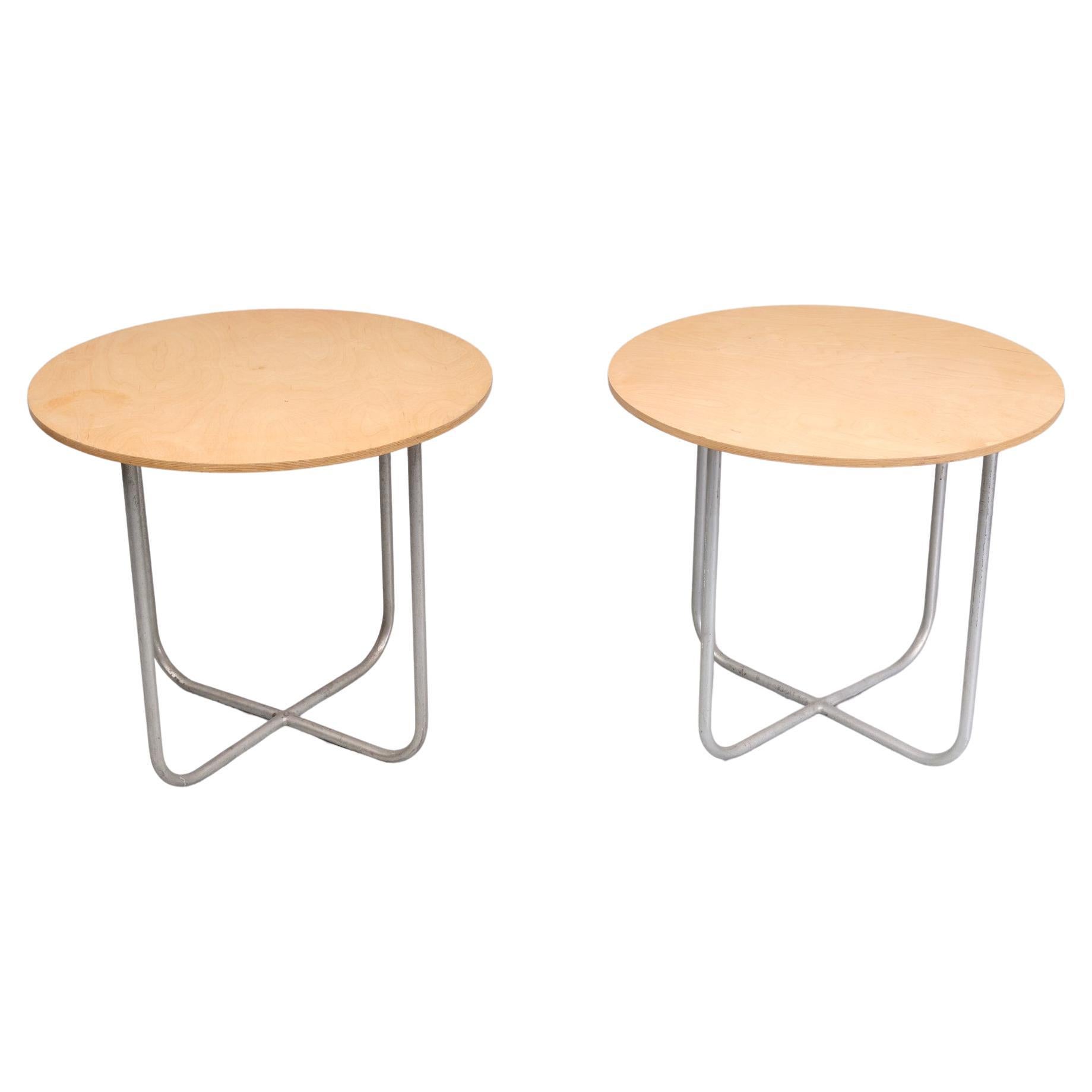 Bauhaus Pair round center or dining tables attributed to Gispen 1960s Holland   For Sale